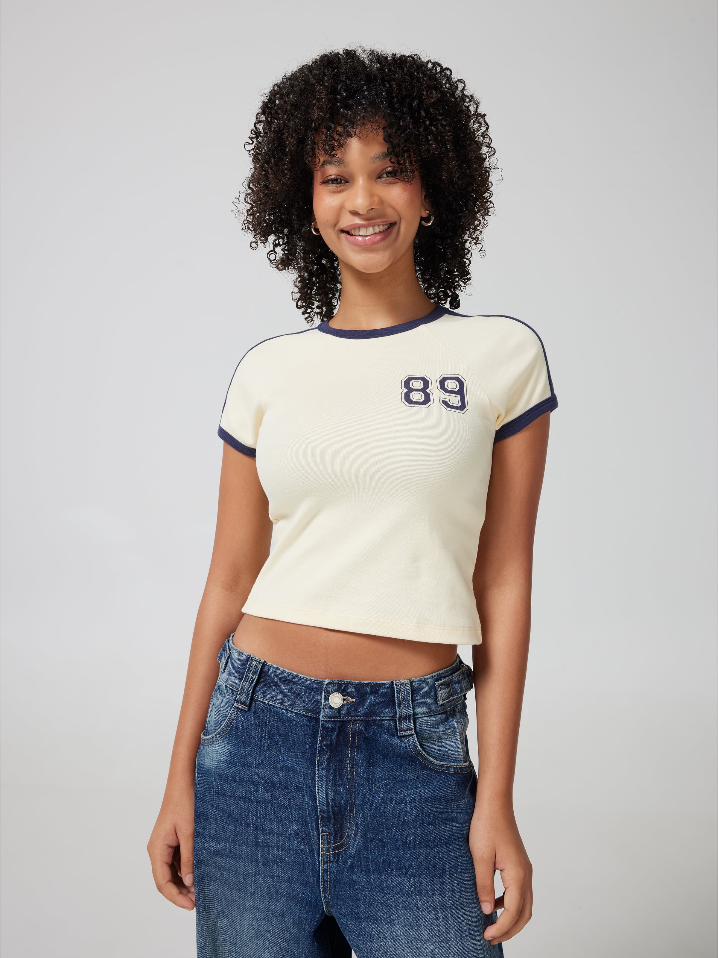 89 Badge Taped Raglan Tee