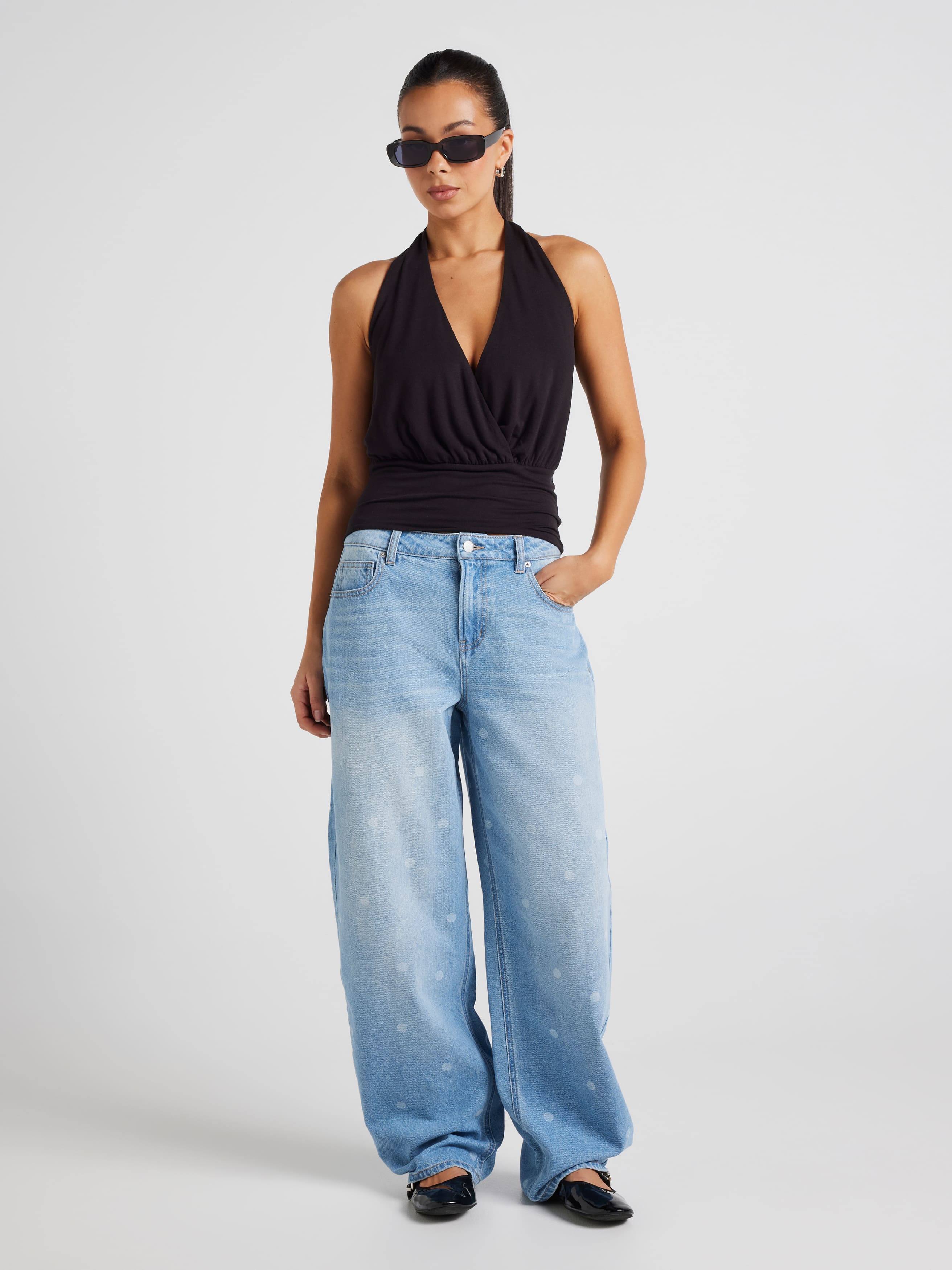 Wide Band Halter