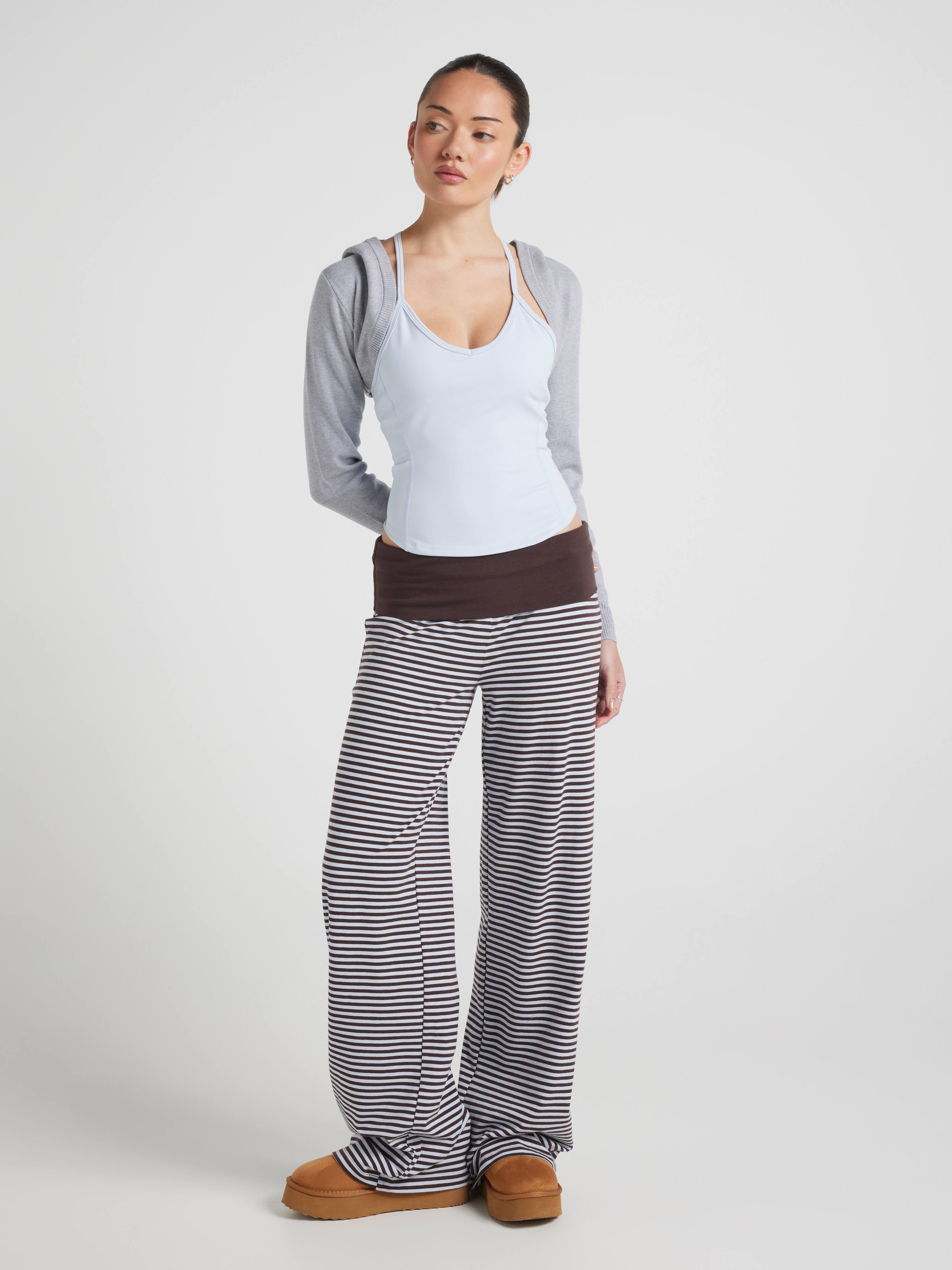 Active V Neck
