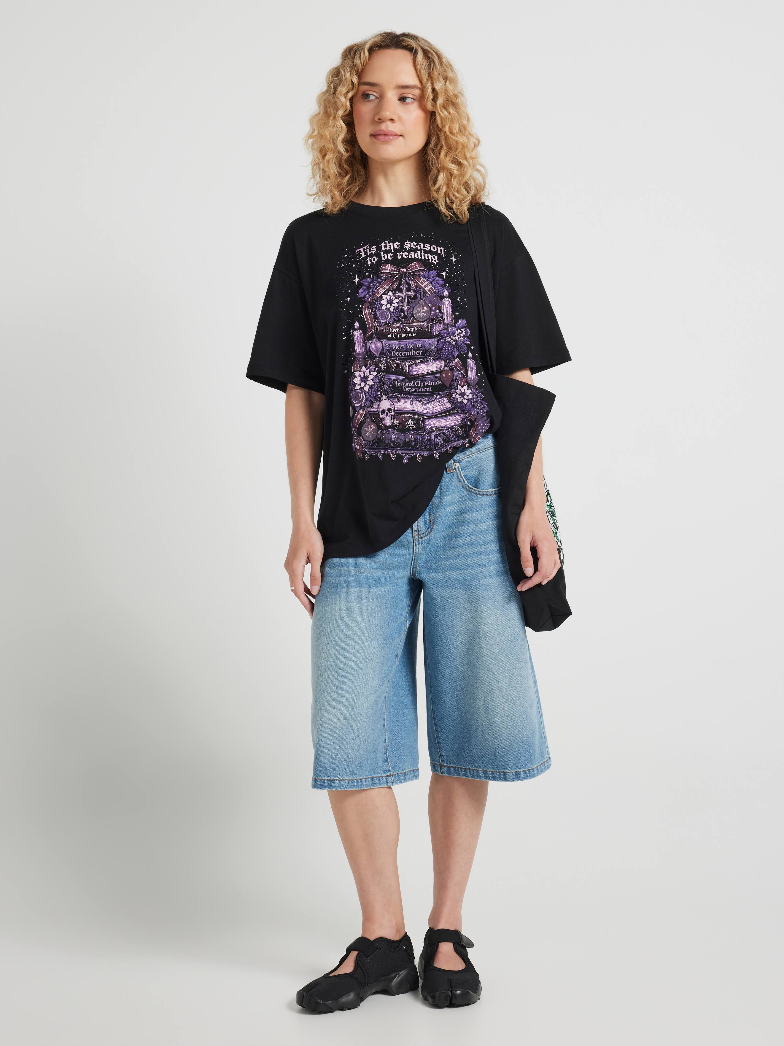 Tis The Season Reading Over Sized Tee