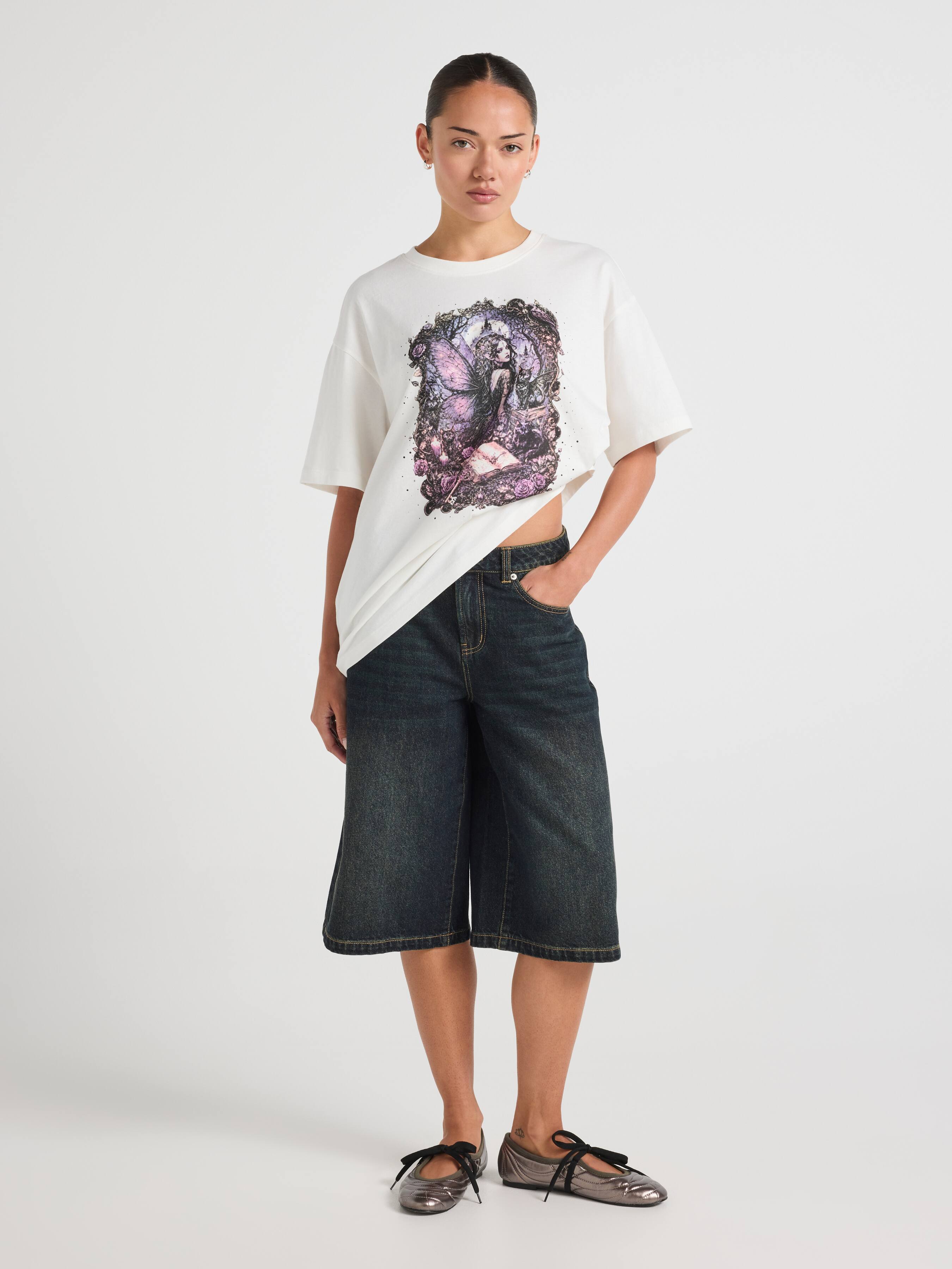 Romantasy Fairy Oversized Tee
