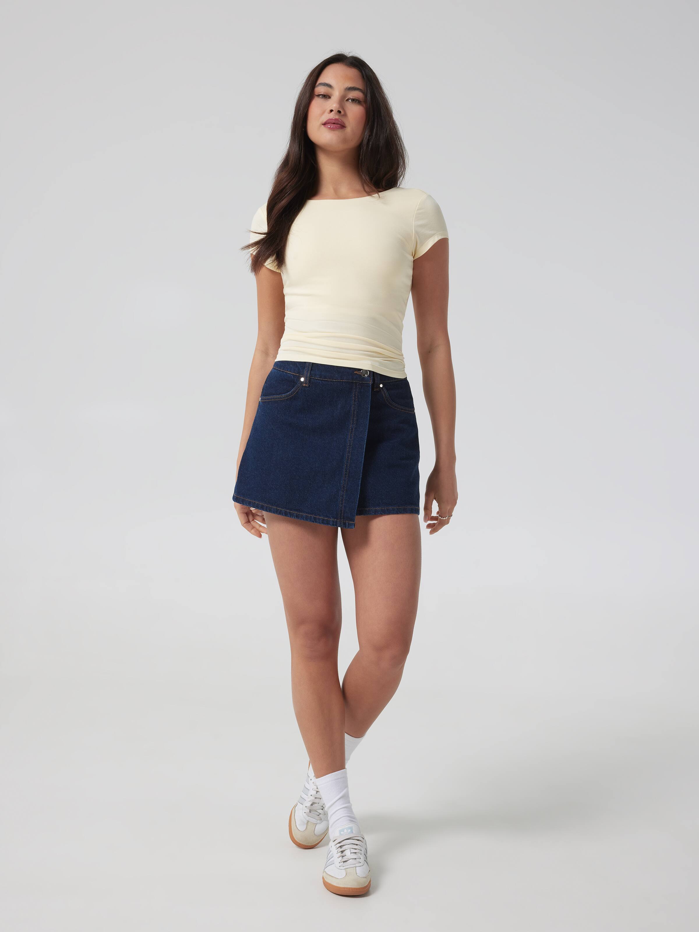 Backless Capsleeve Top