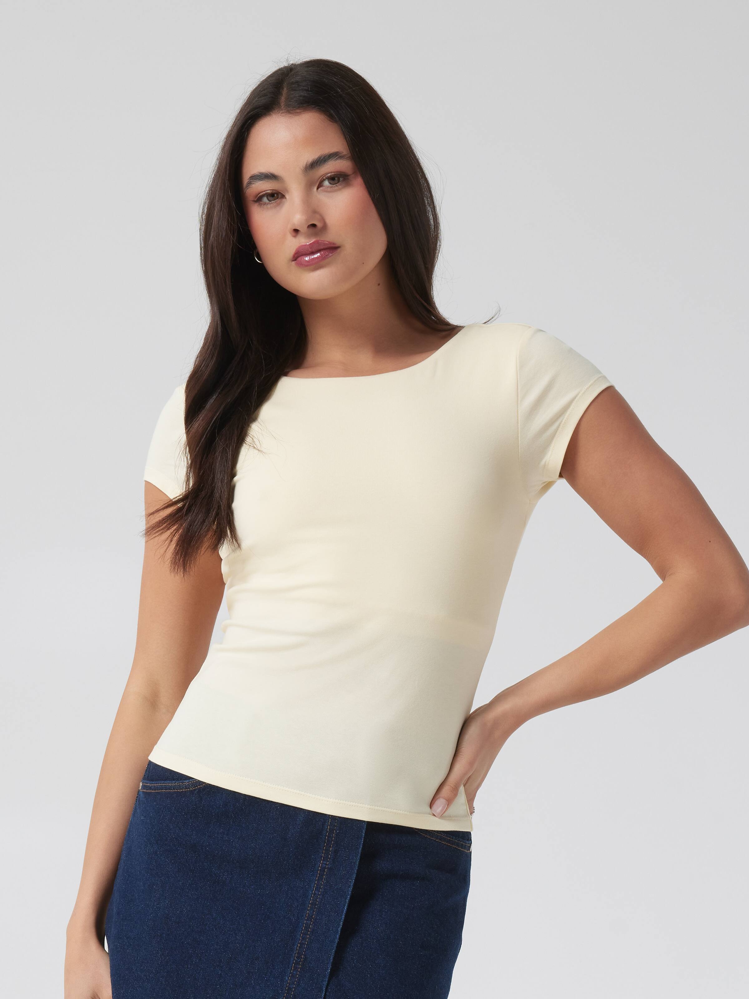 Backless Capsleeve Top