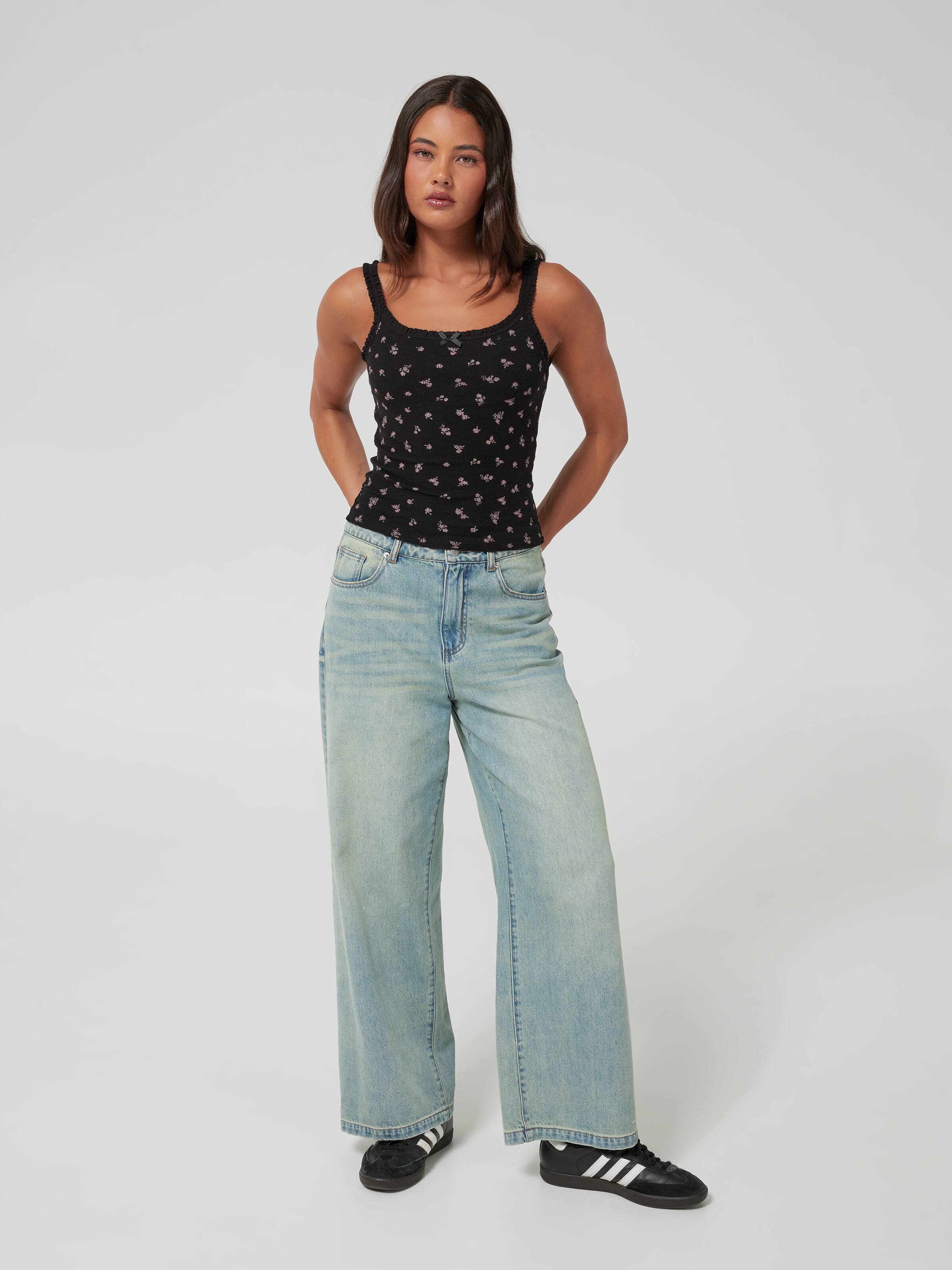 Crochet Trim Rib Cami