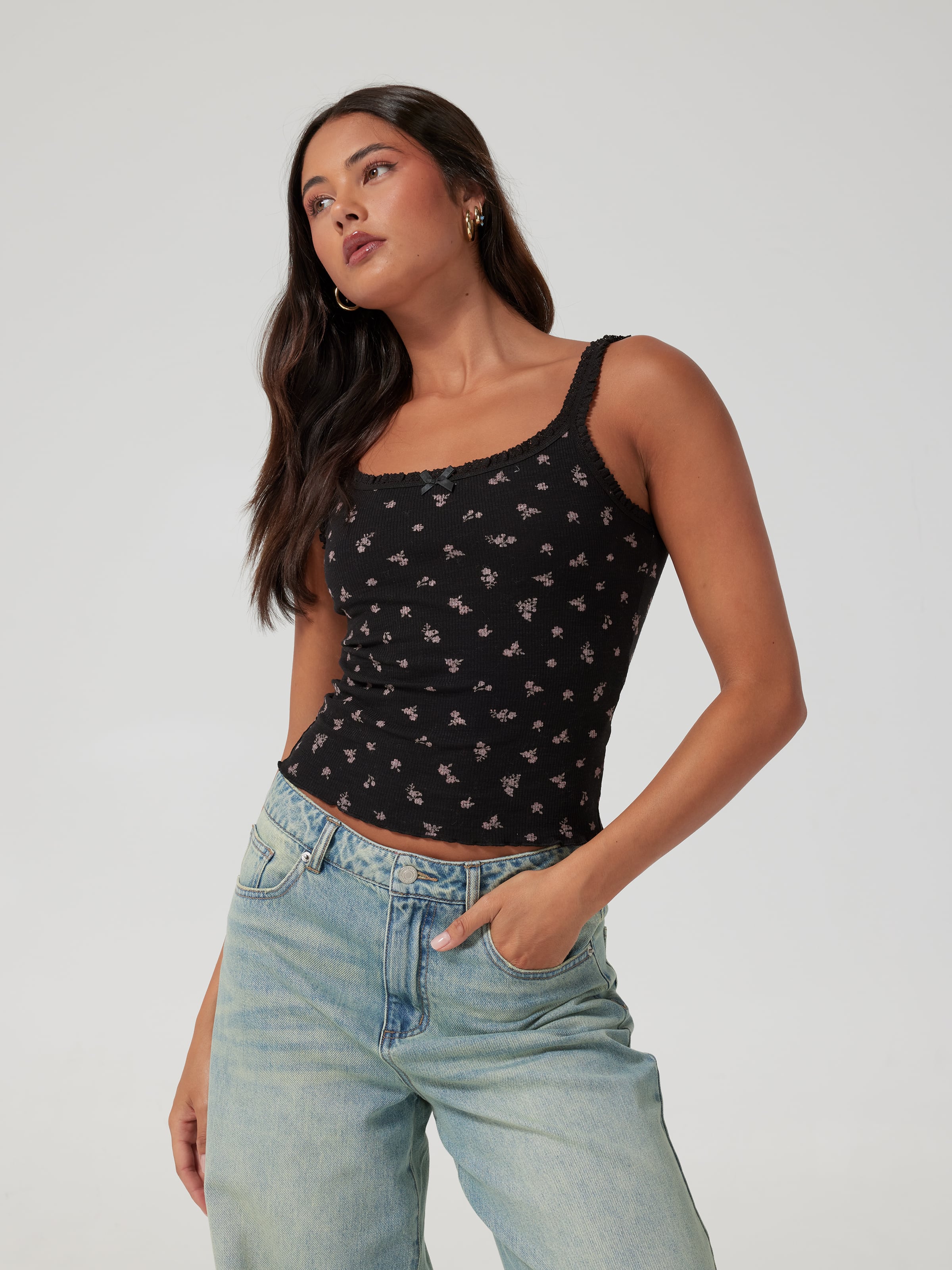 Crochet Trim Rib Cami