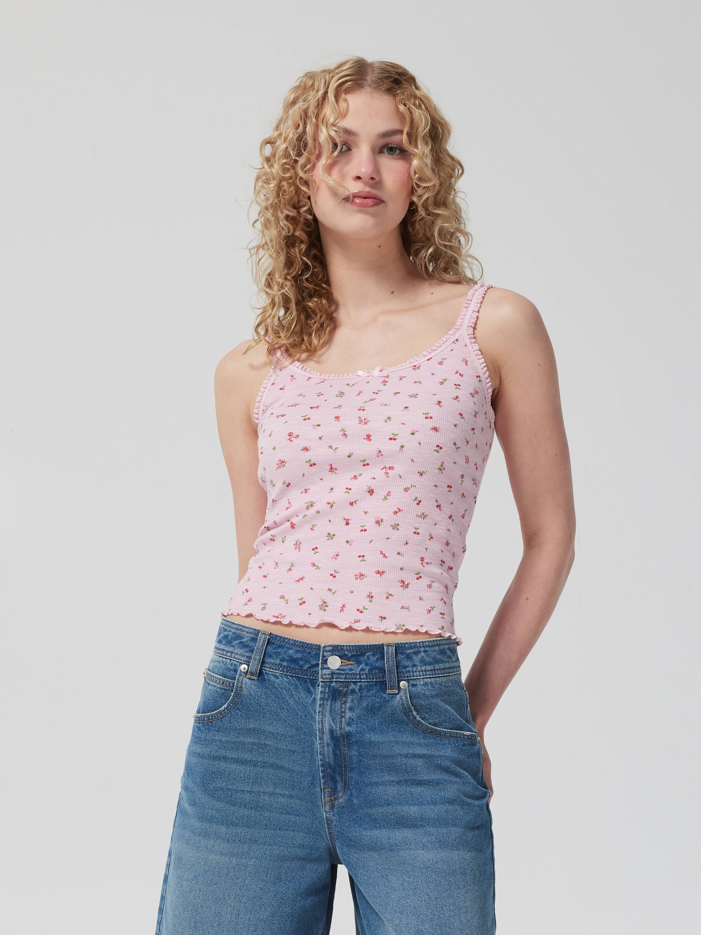 Crochet Trim Rib Cami