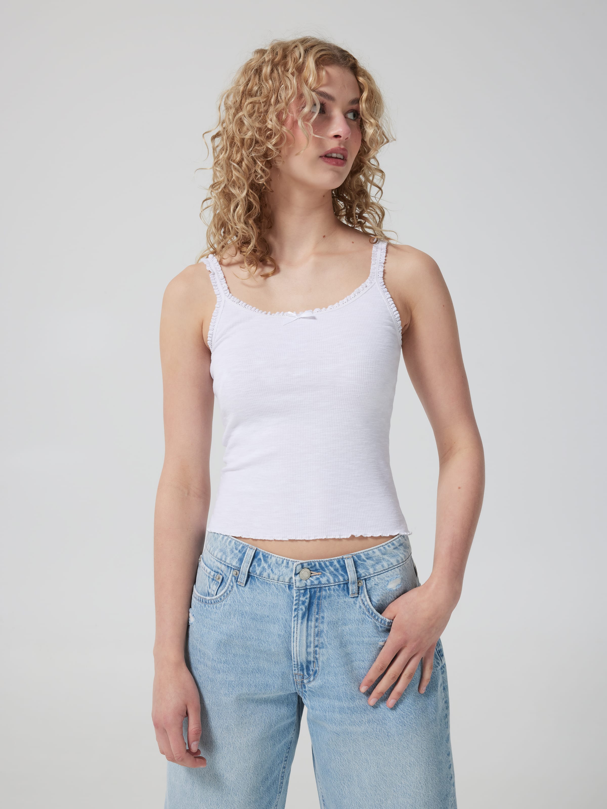 Crochet Trim Rib Cami