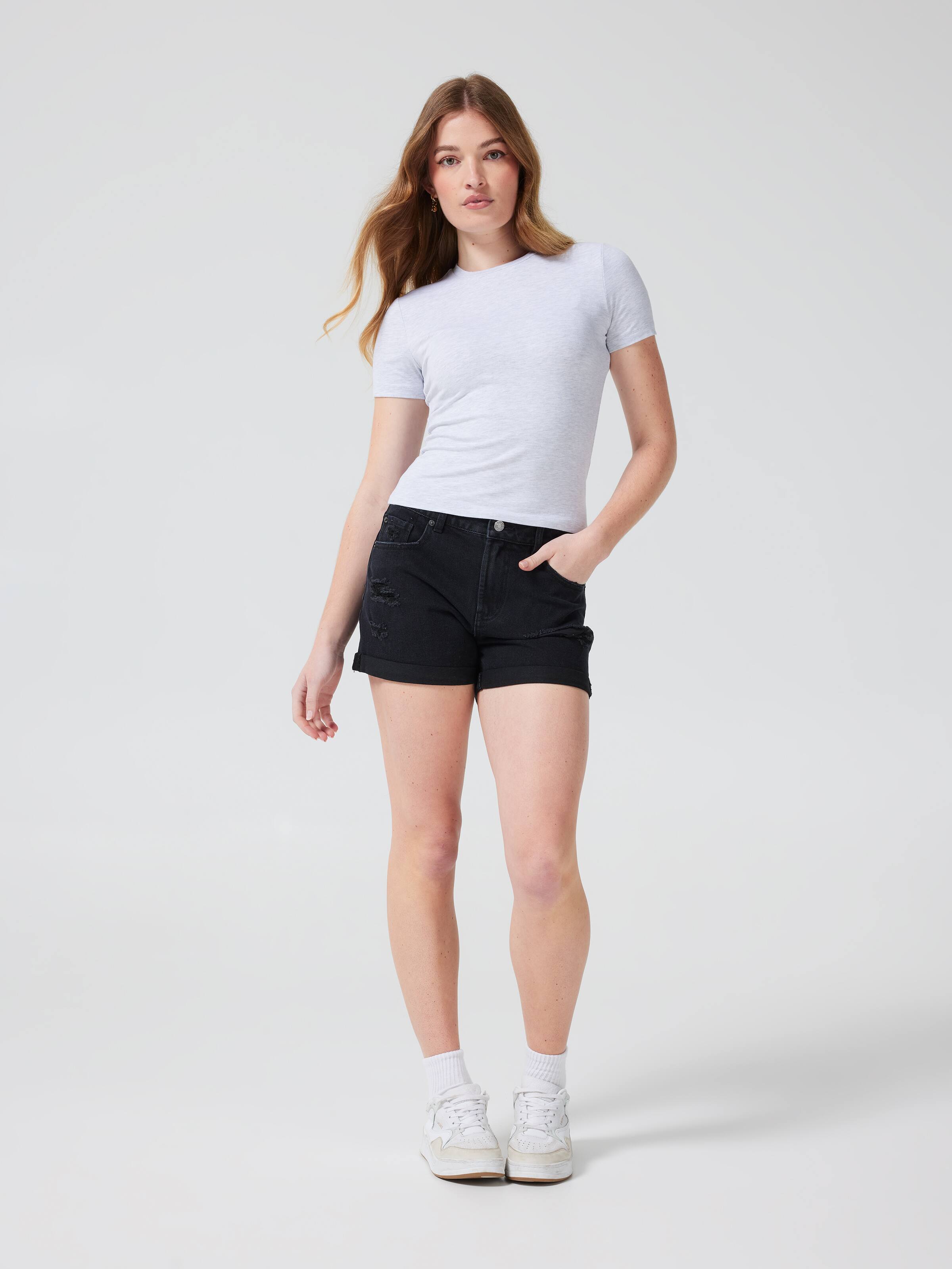The Fitted Tee