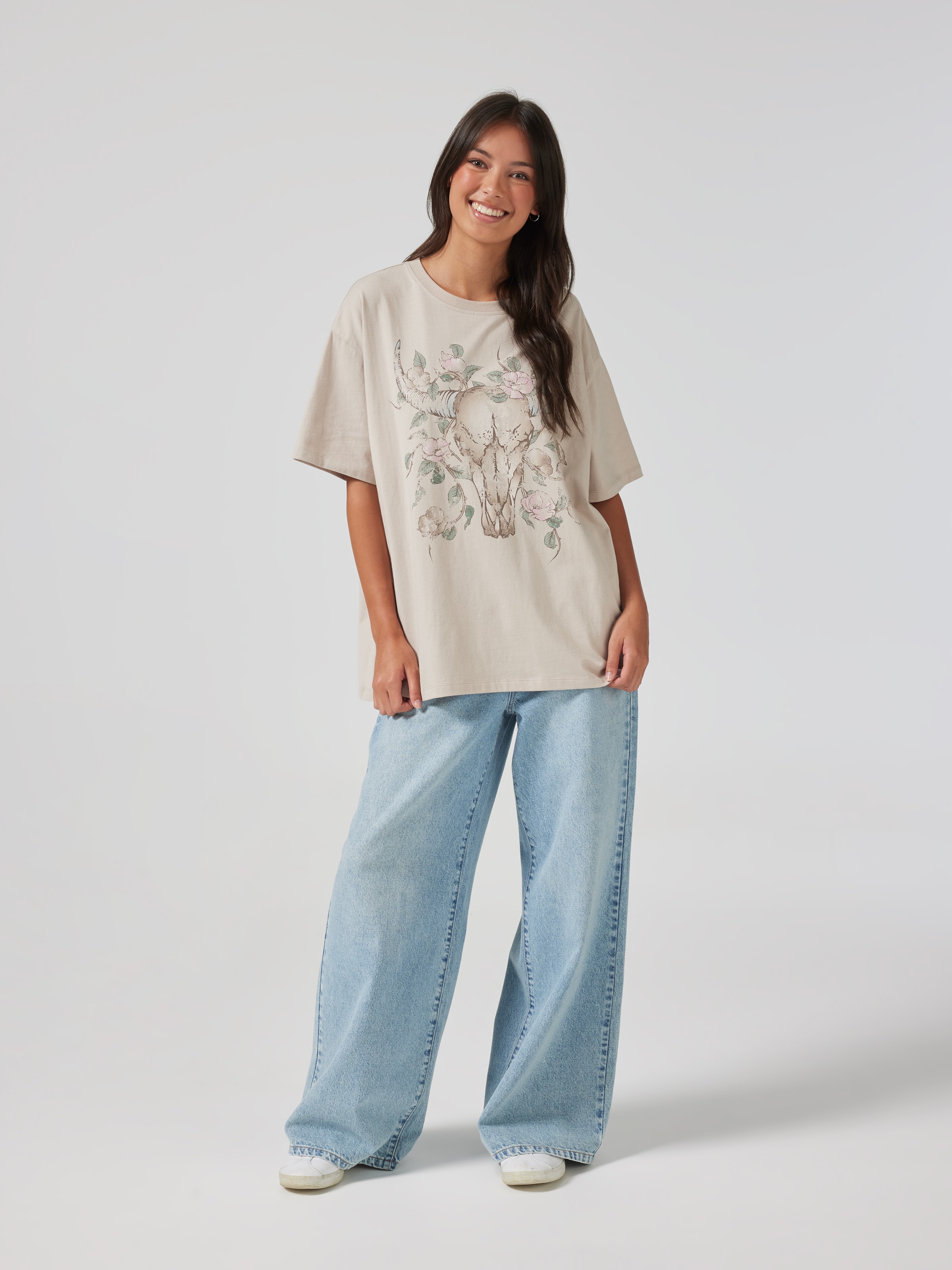 Mystic Cowskull Oversized Tee
