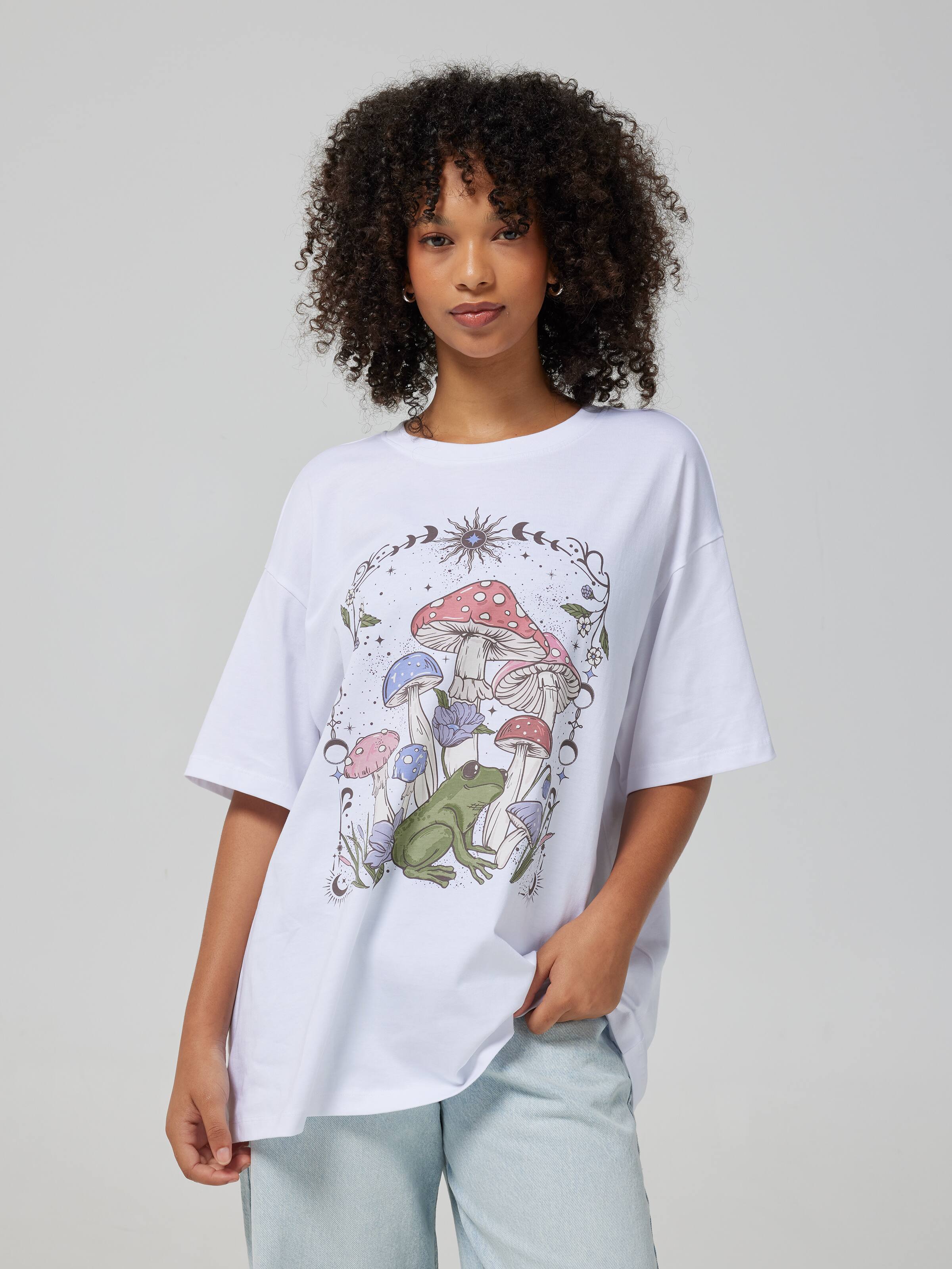Mystic Frog Oversized Tee