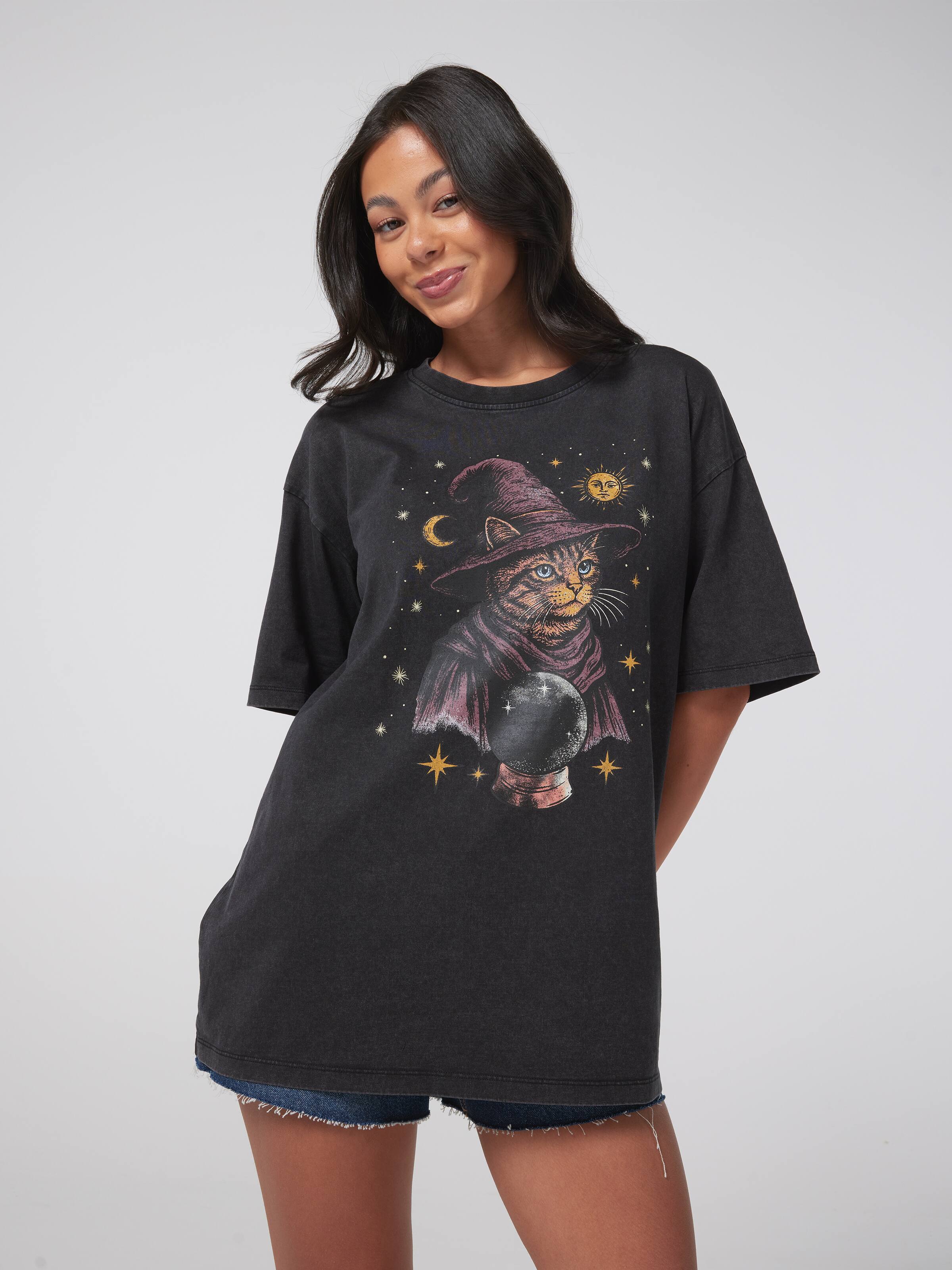 Wizard Cat Oversized Tee