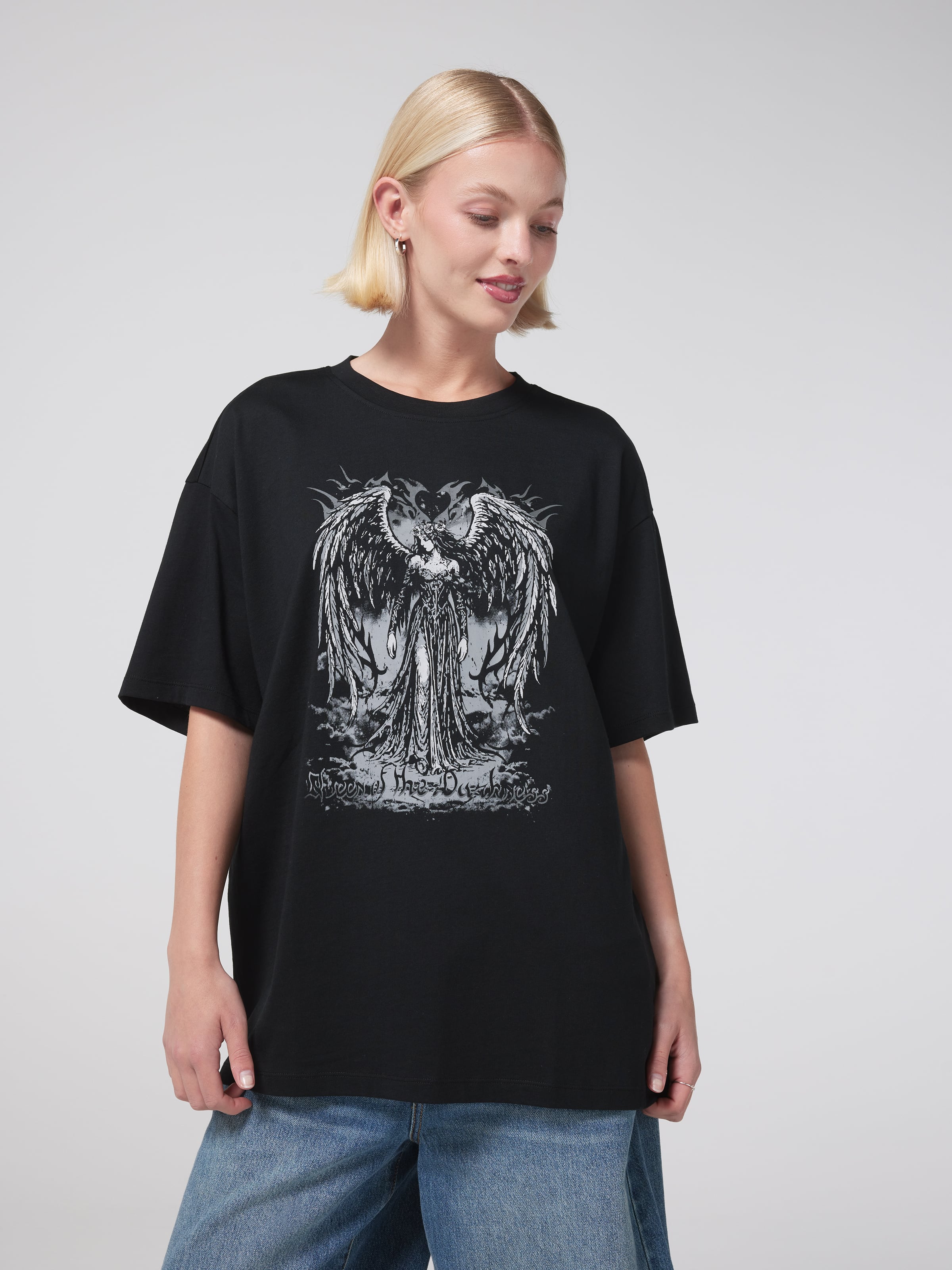 Queen Of Darkness Oversized Tee