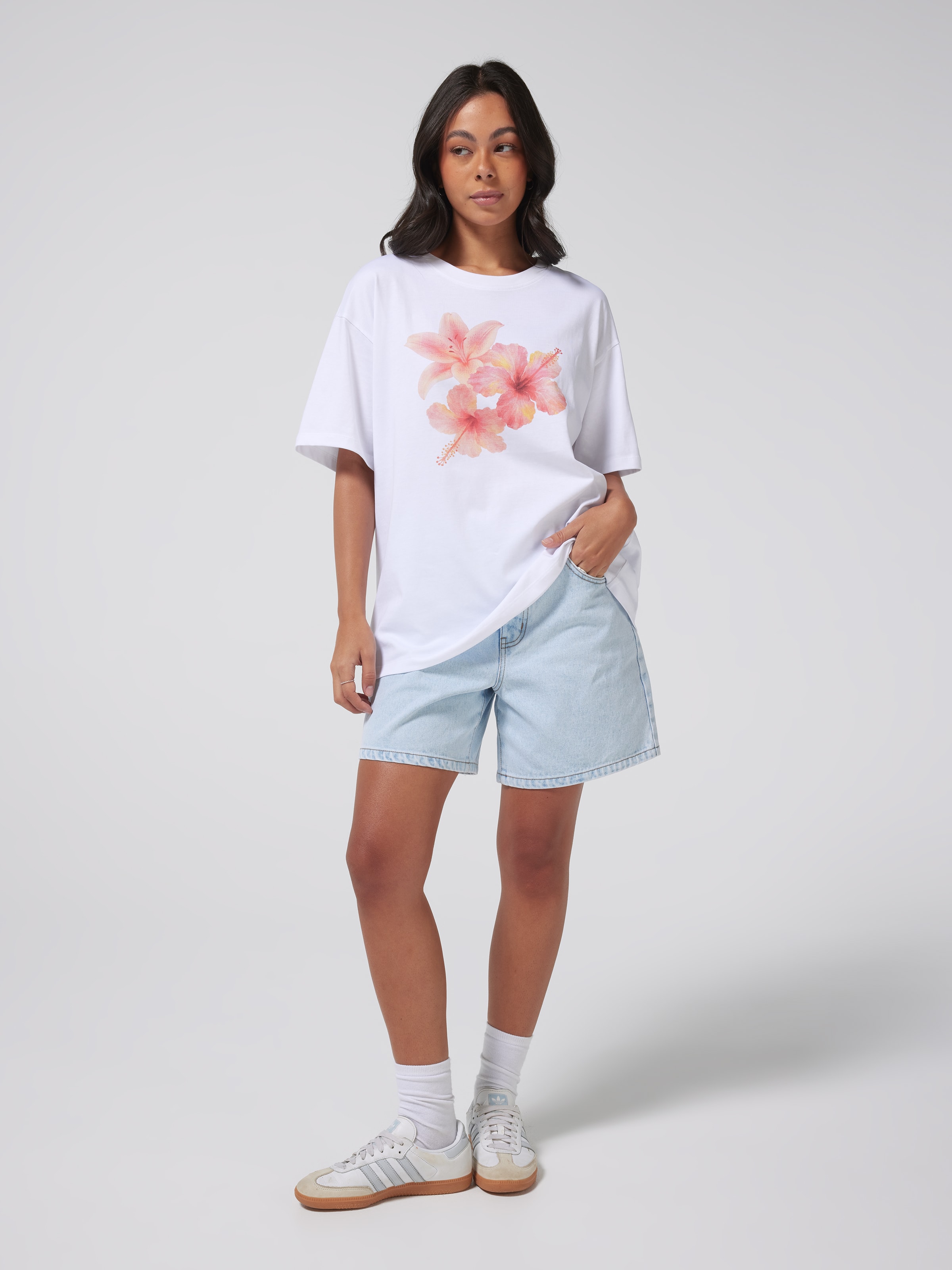 Hibiscus Oversized Tee