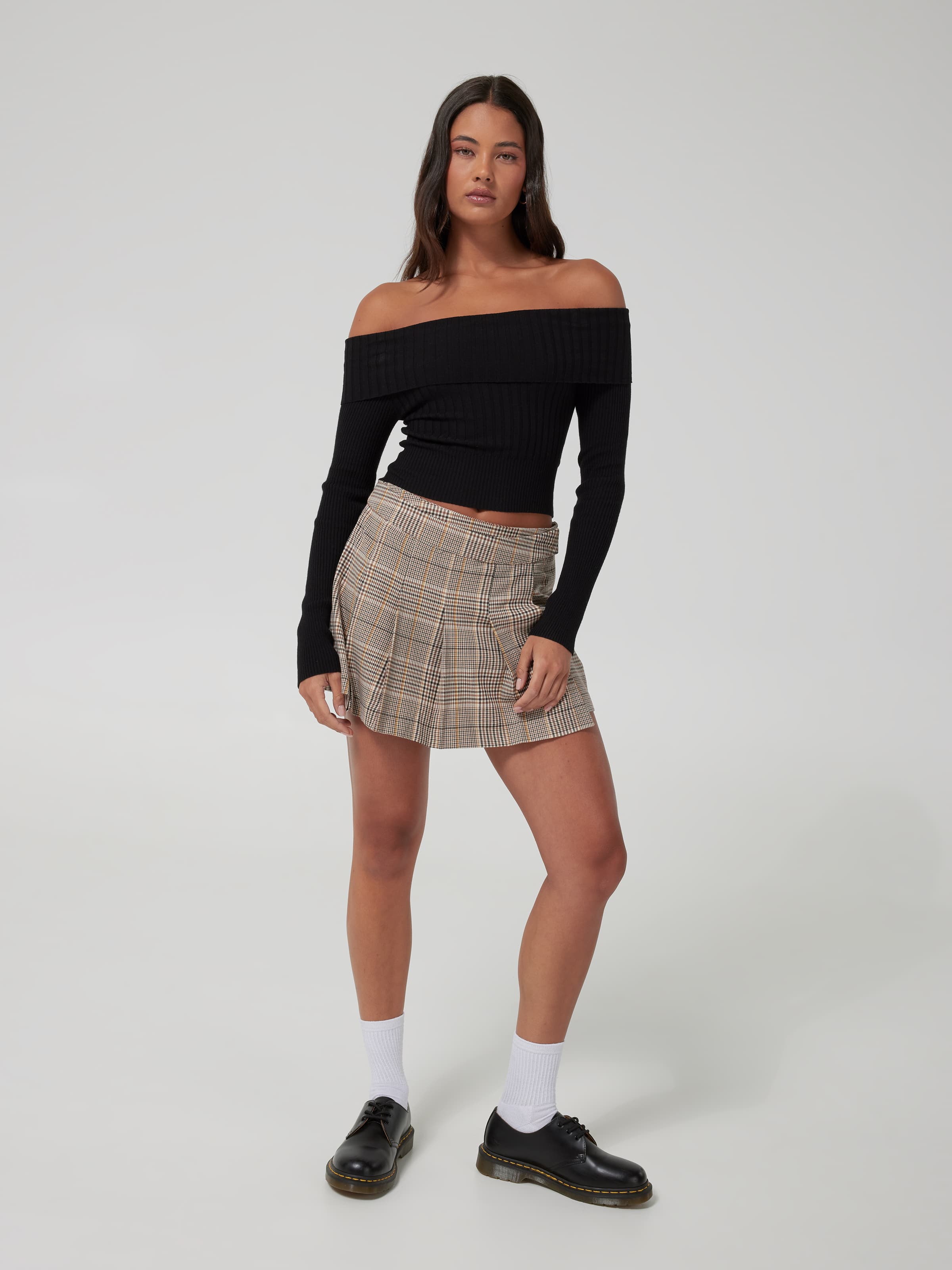 Vanessa Off Shoulder Crop Knit