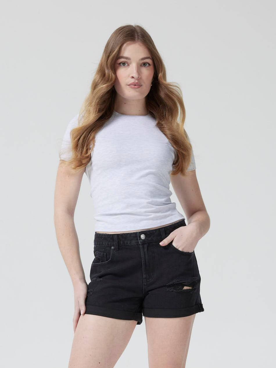 Sammi Boyfriend Short