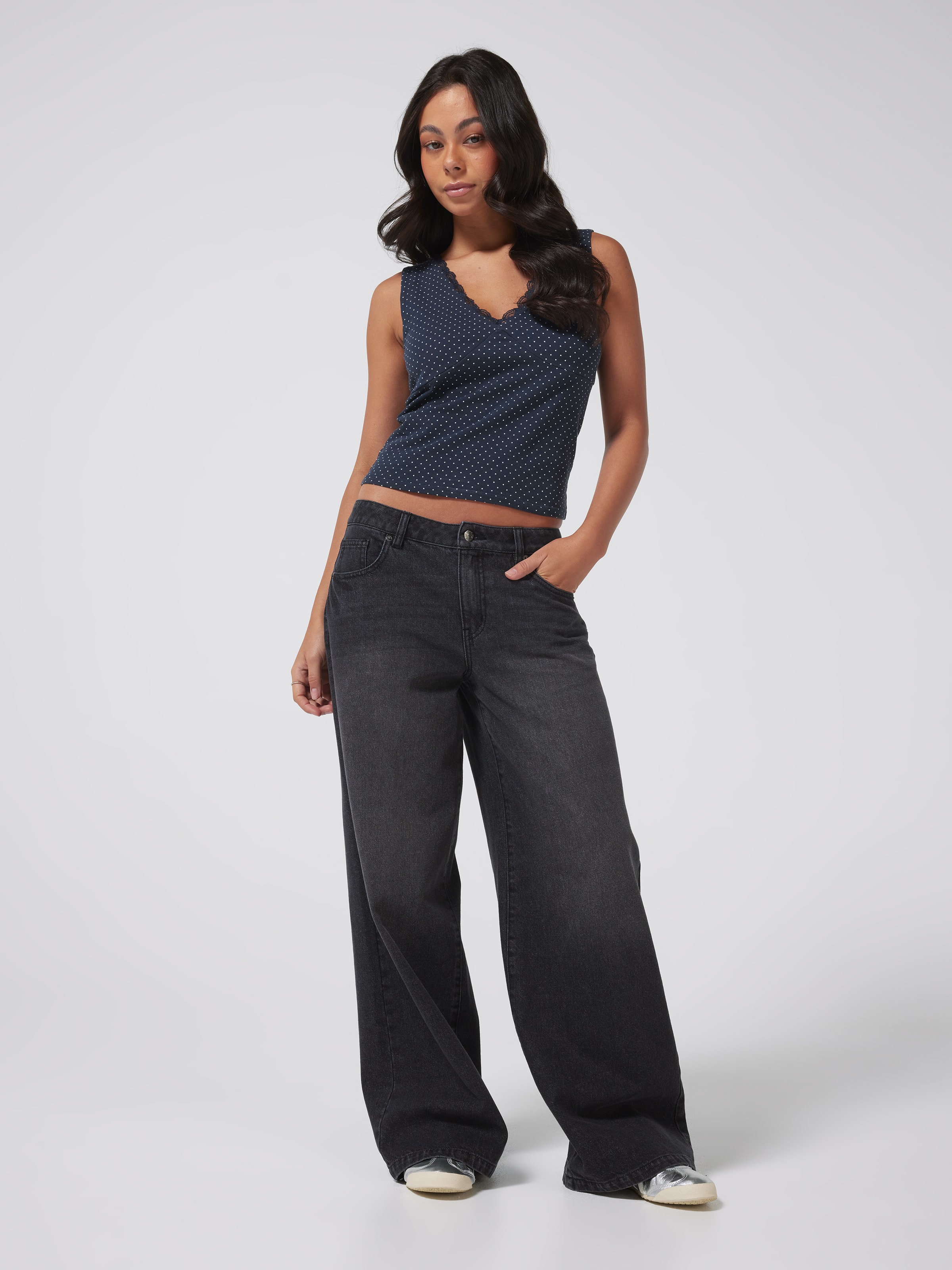 Lara Low Rise Wide Leg Jean