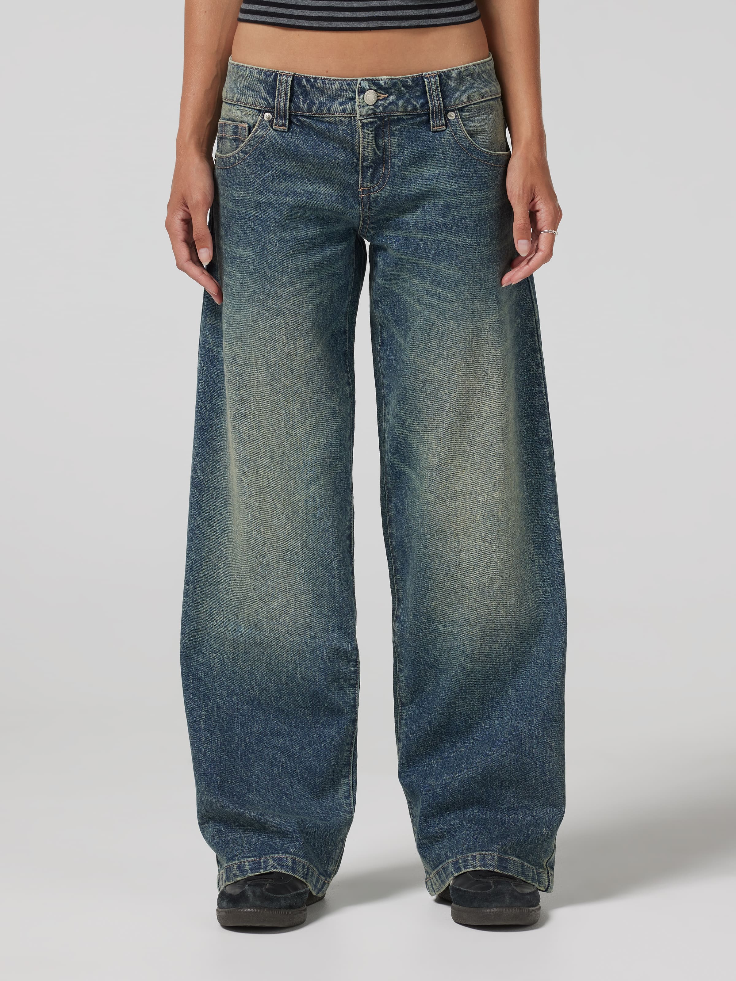 Avril Ultra Low Baggy Jean