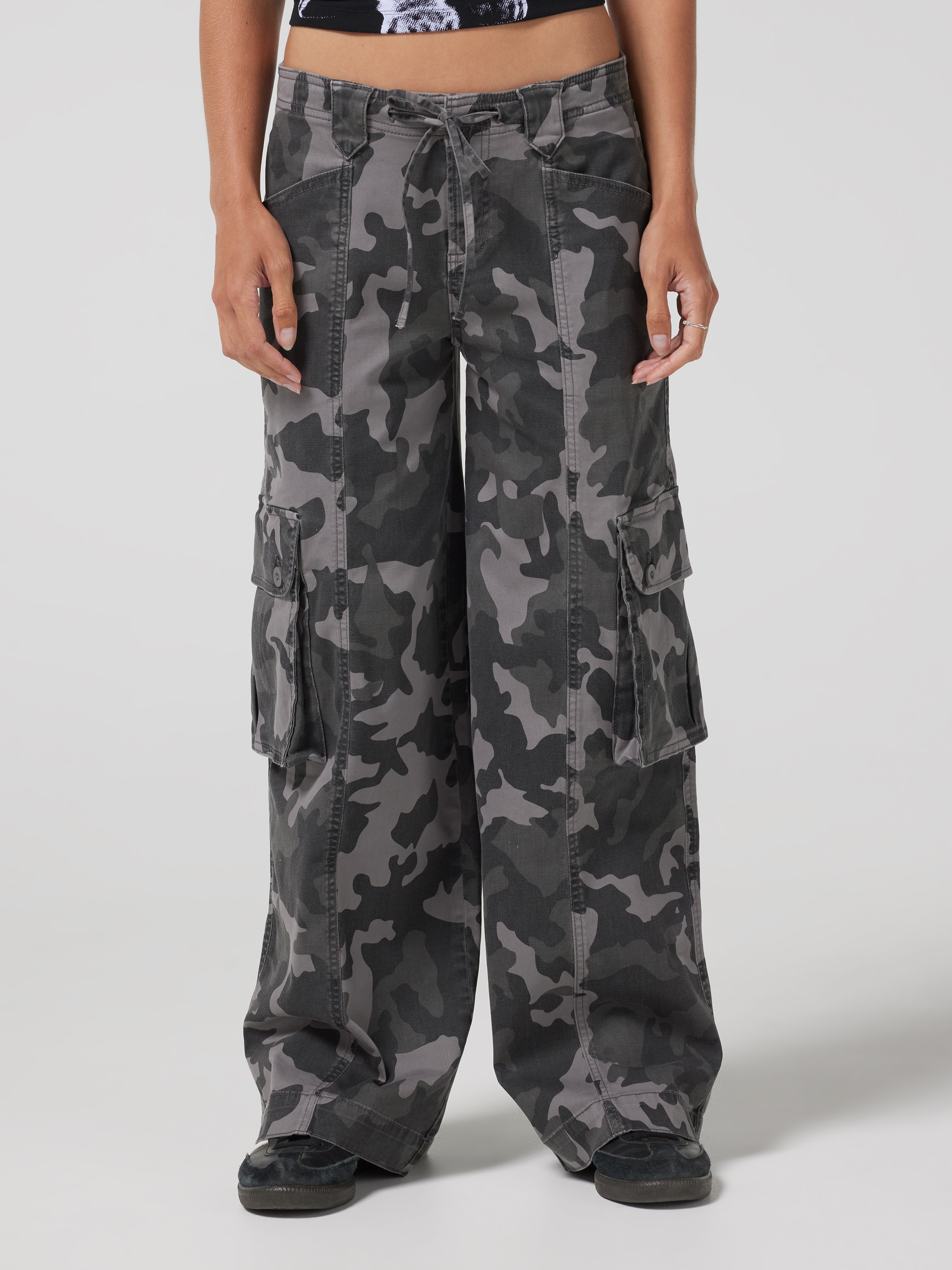 Gia Low Rise Cargo Pant
