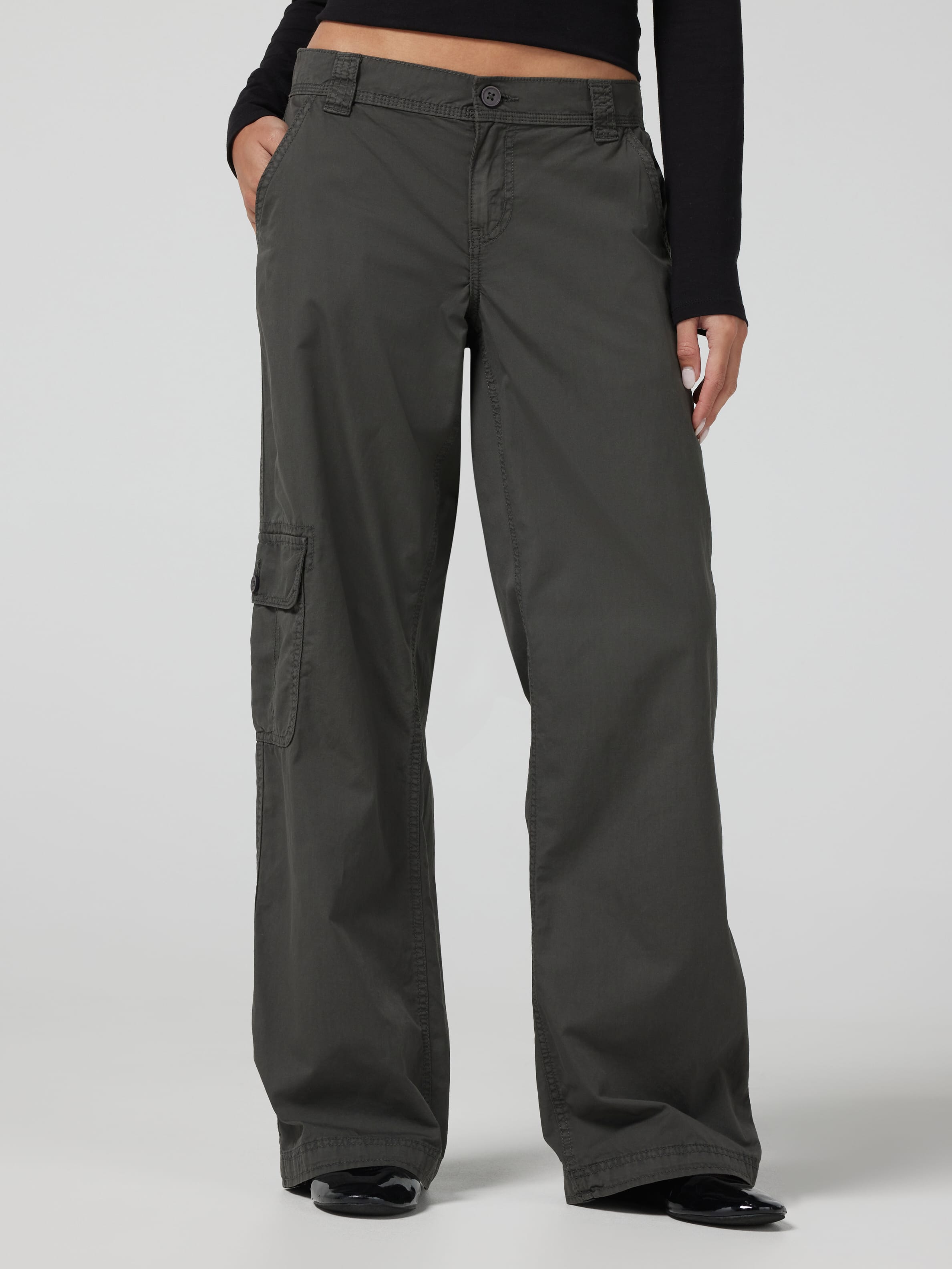 Max Ultra Low Rise Utility Pant