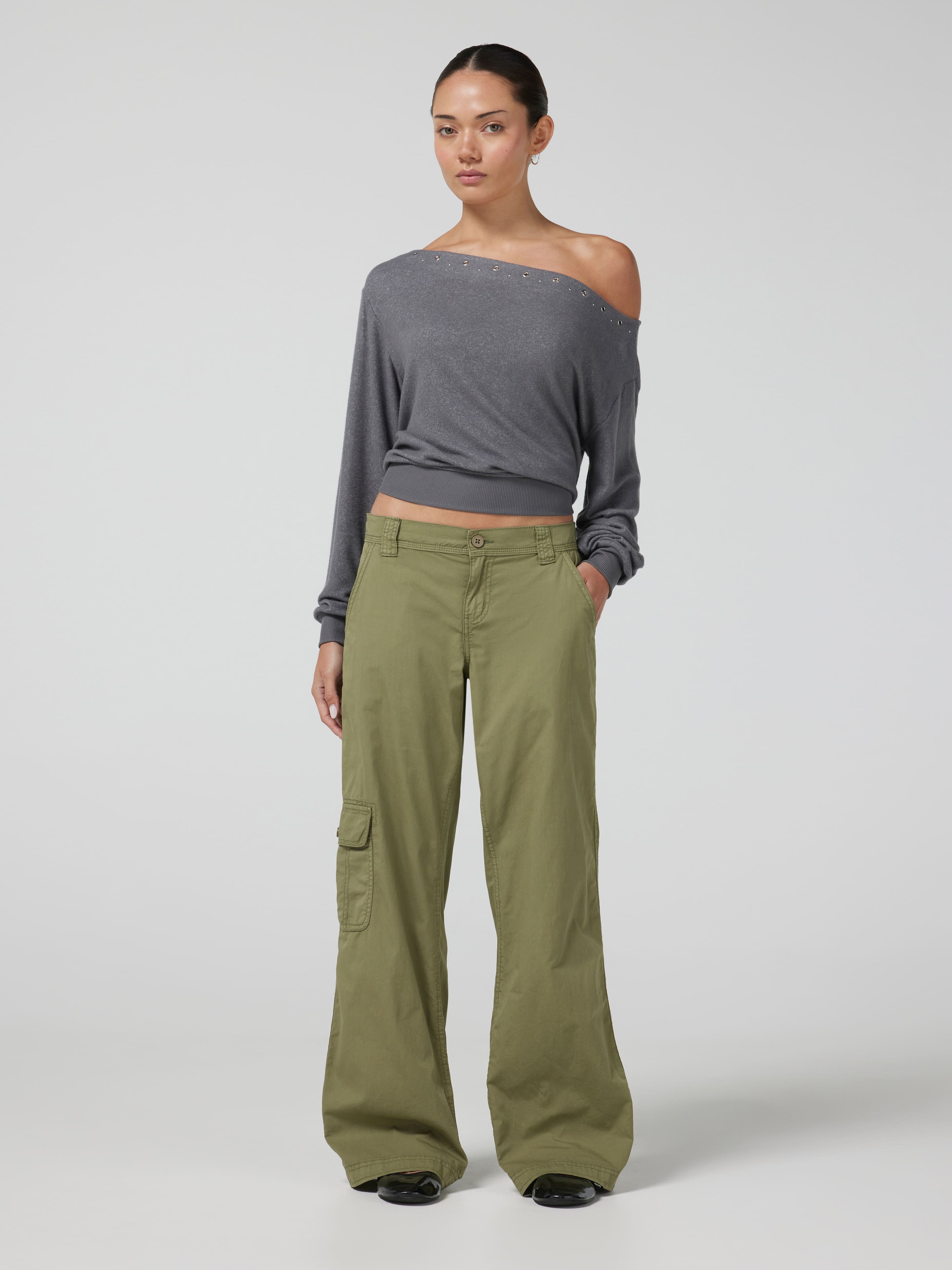 Max Ultra Low Rise Utility Pant