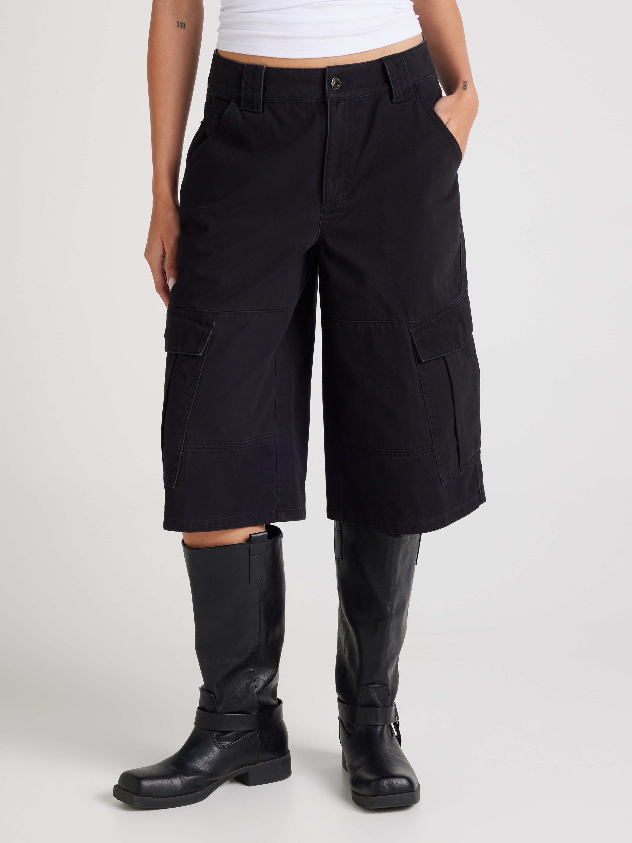 Scout Mid Rise Cargo Short