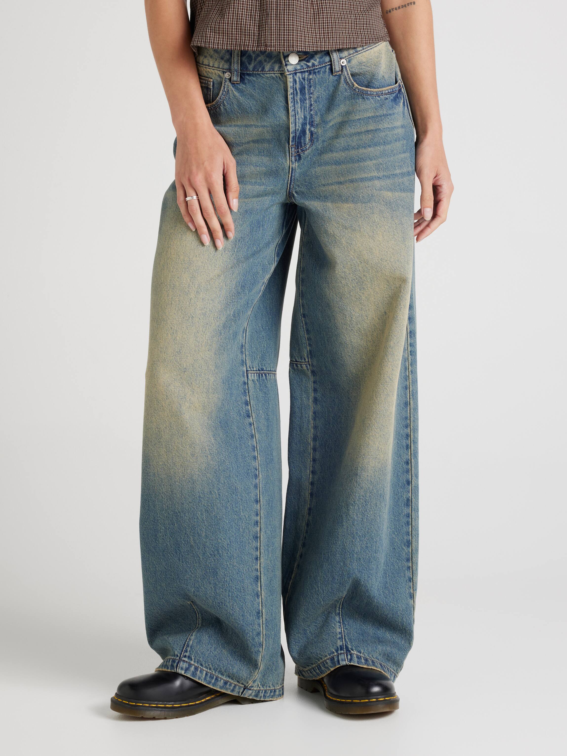 Monti Mid Rise Super Baggy Jean