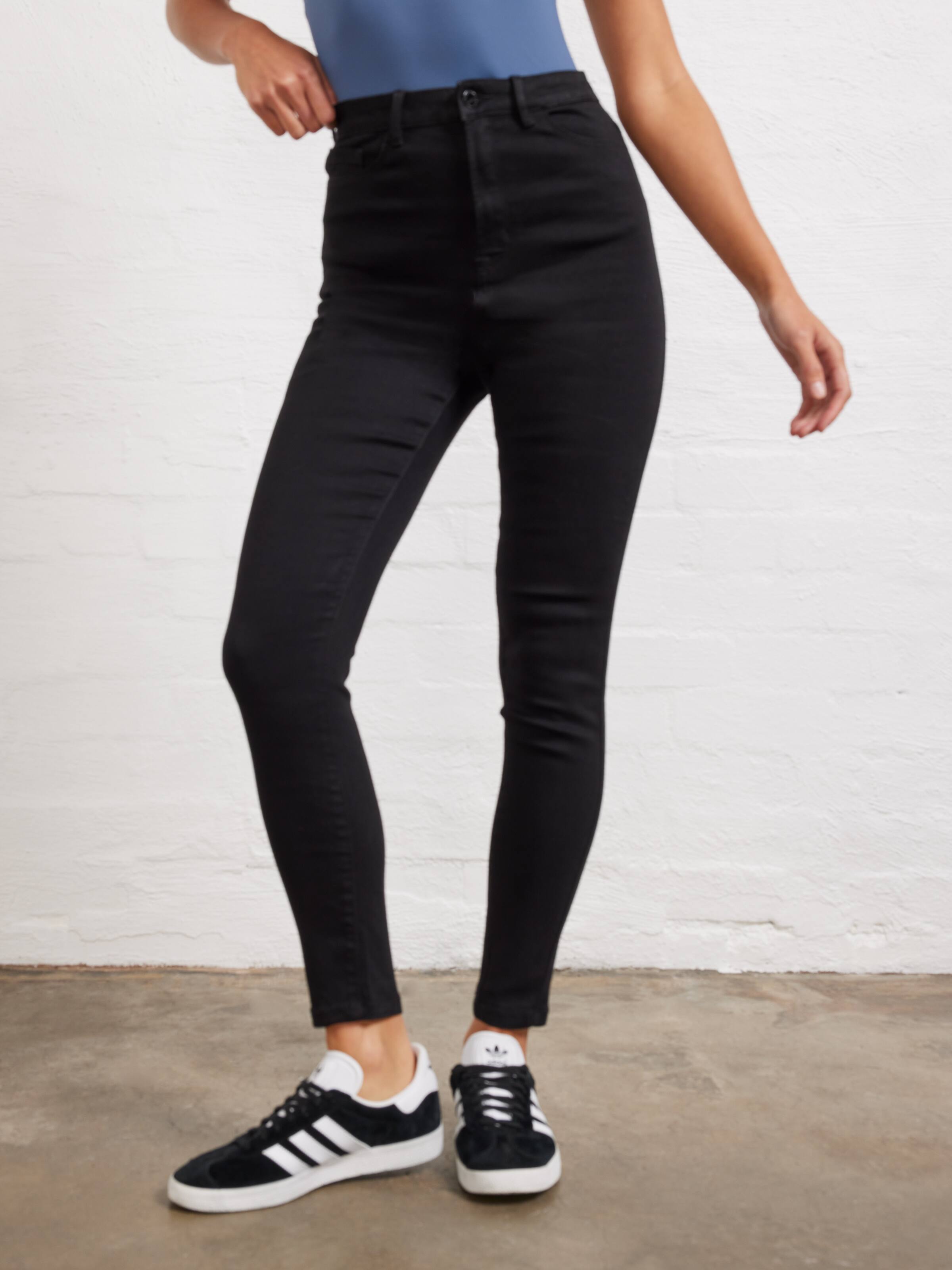 Lola Super High Rise Jean