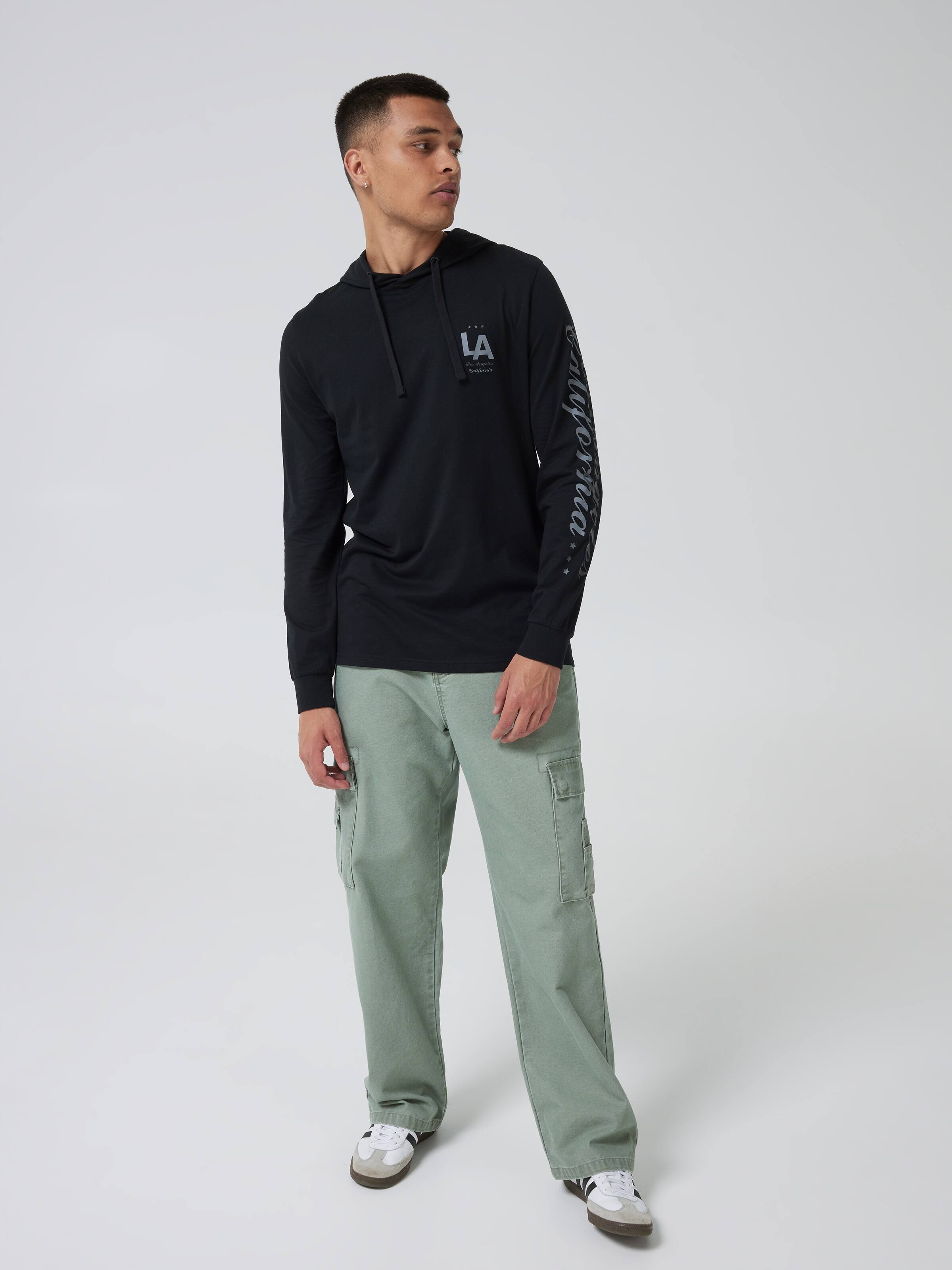 Urban La Hoodie Tee