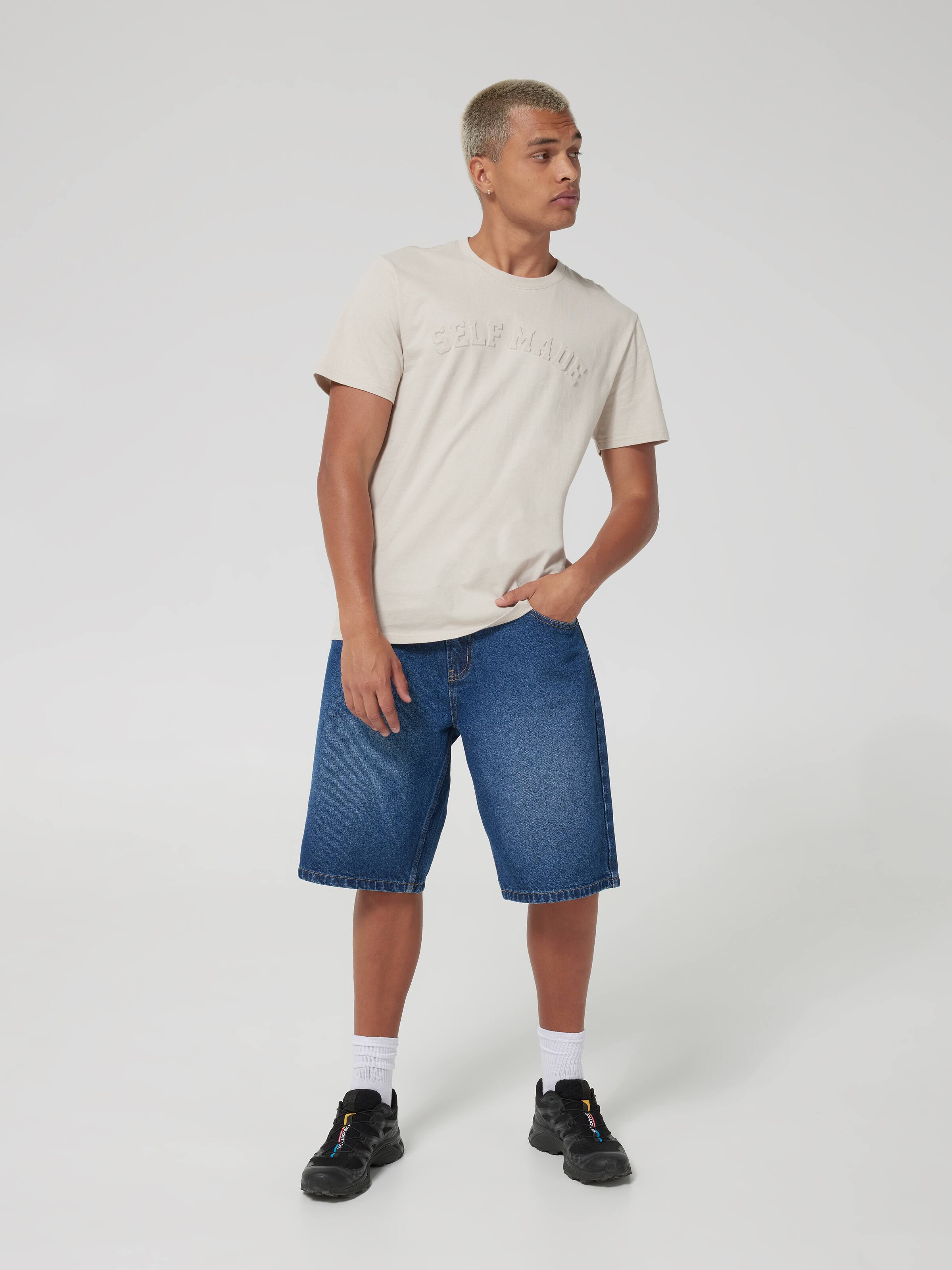 Embossed Selfmade Short Sleeve Tee