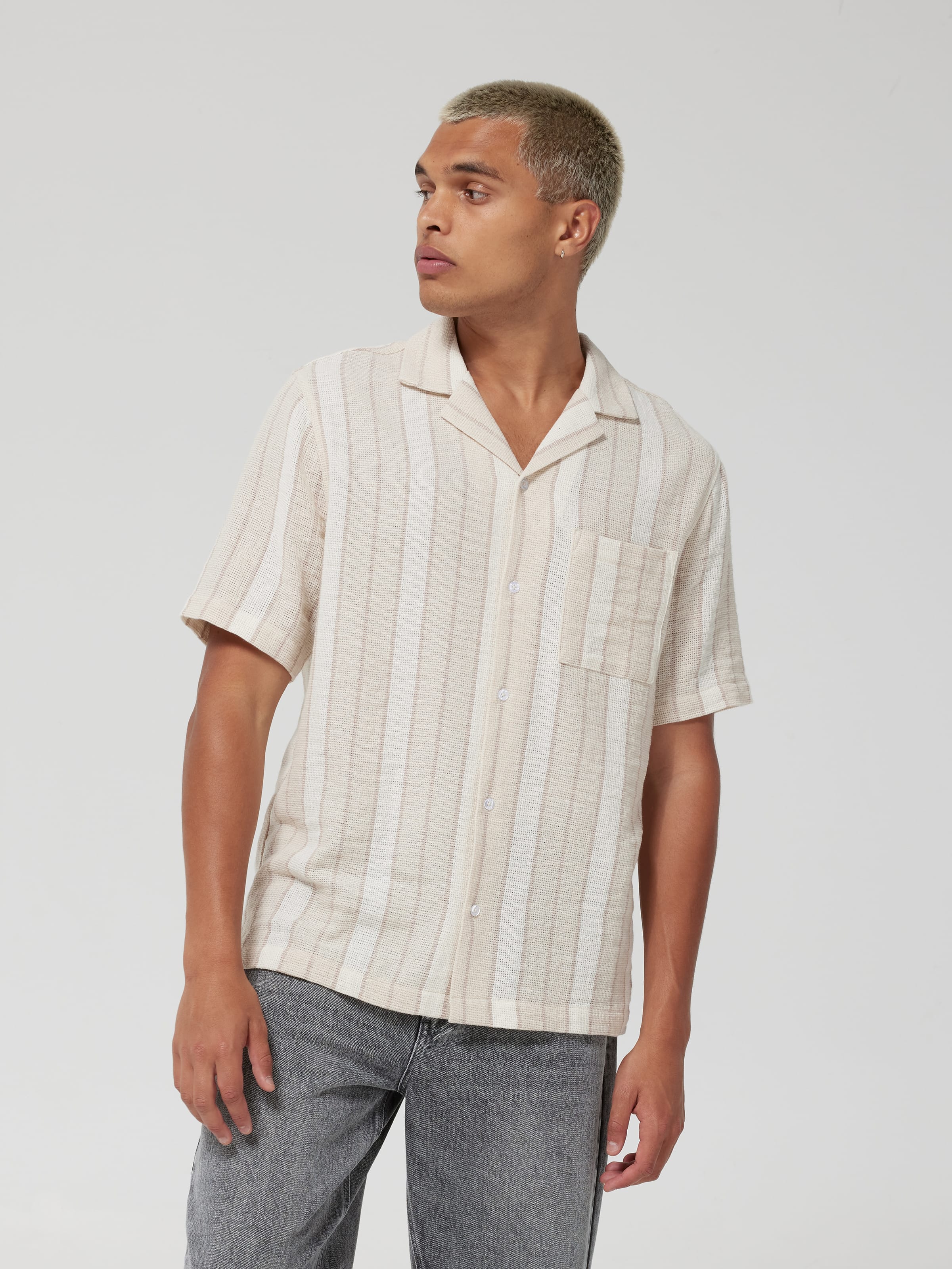 V-Stripe Byron Short Sleeve Shirt