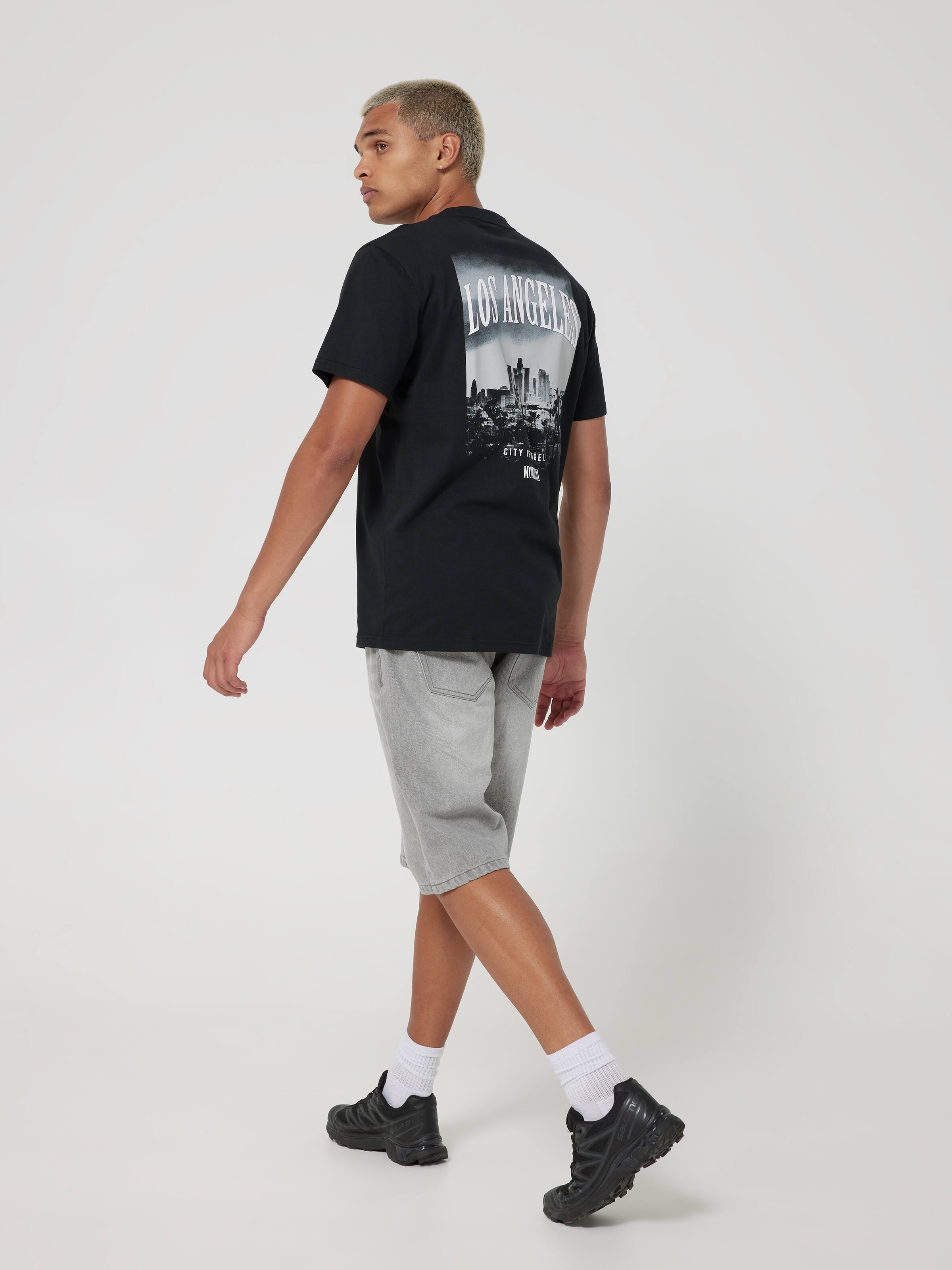 Photographic La Short Sleeve Tee