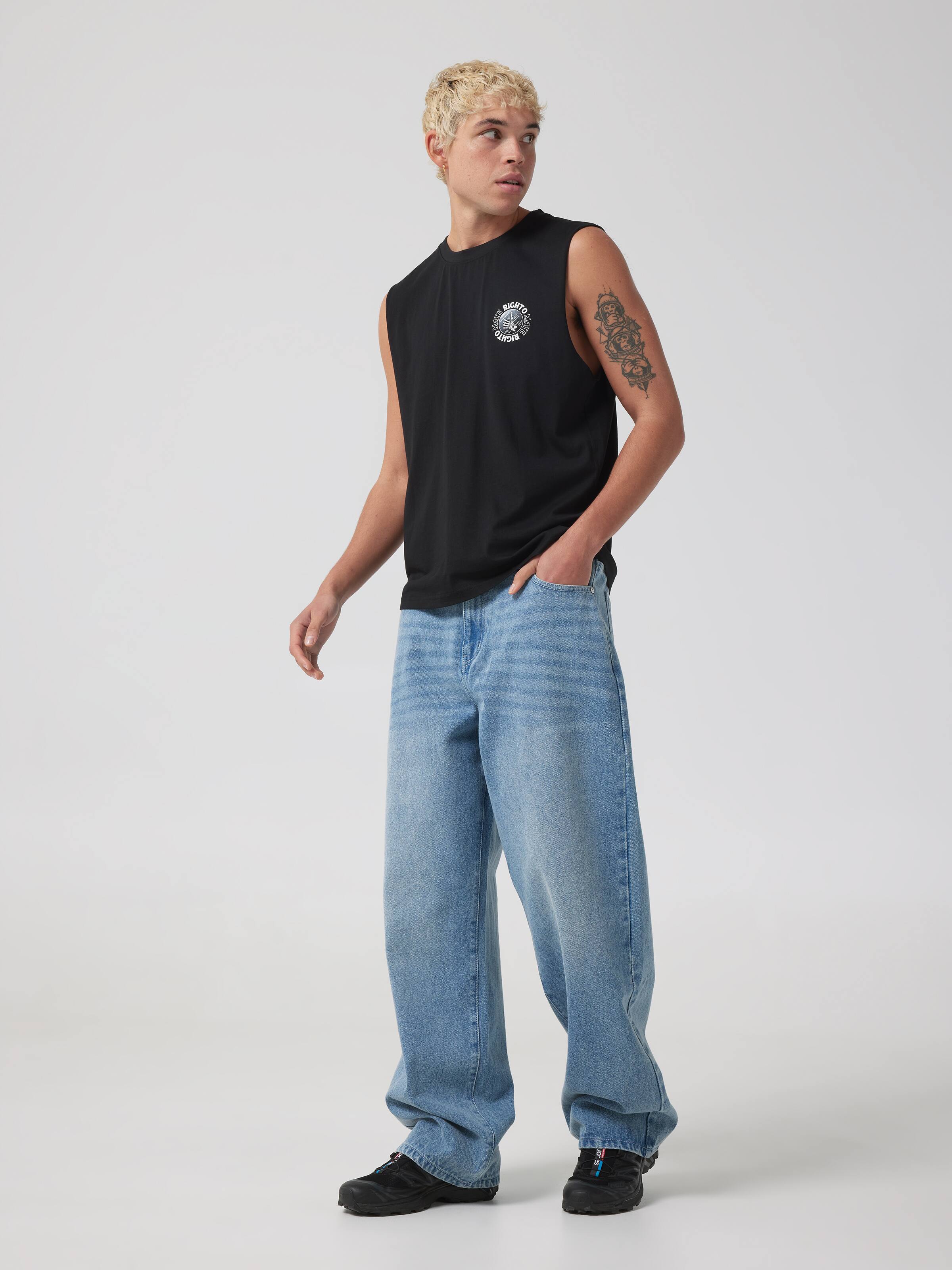 Righto Mate Muscle Tee