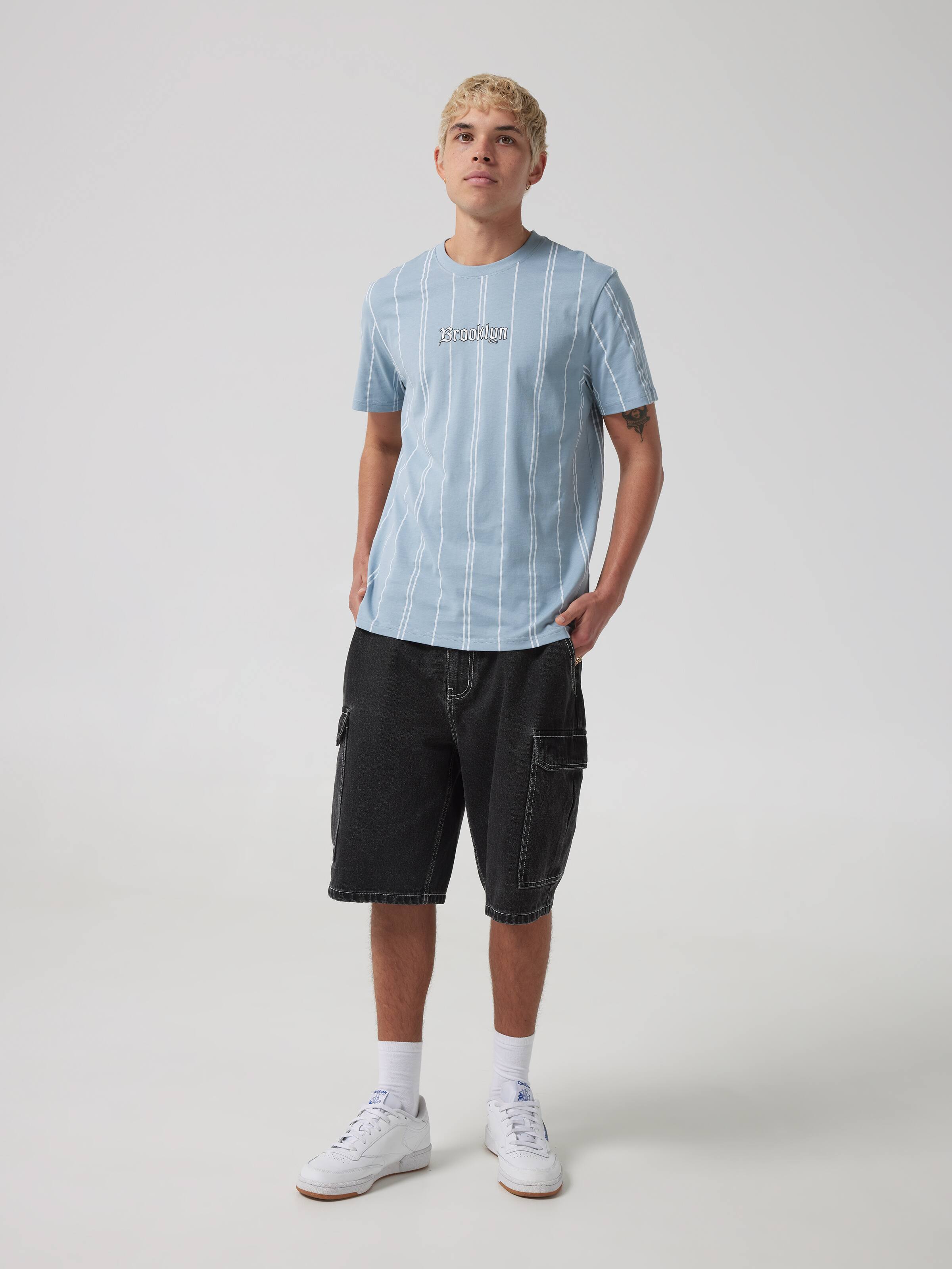 V Stripe Brooklyn Short Sleeve Tee