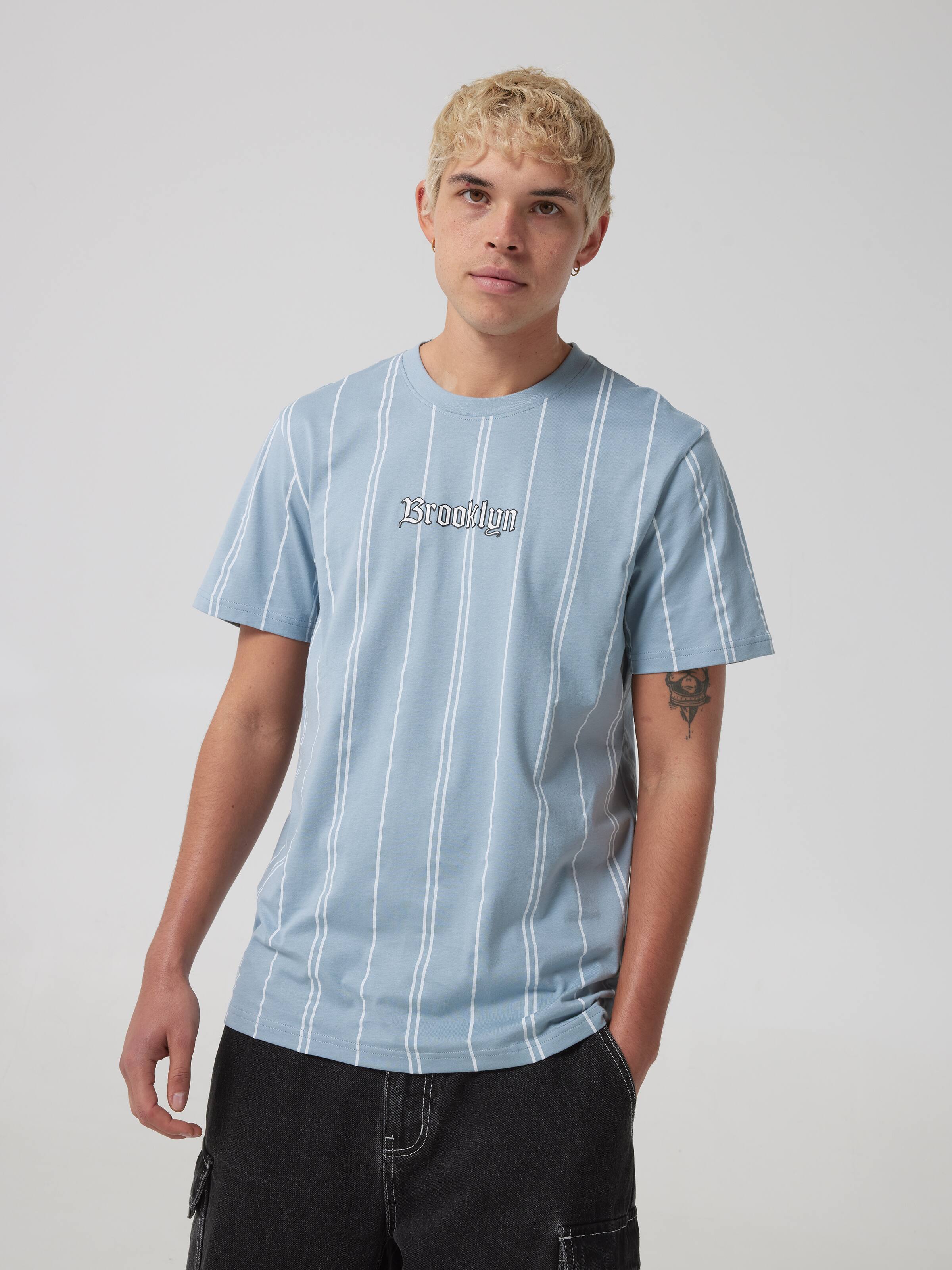 V Stripe Brooklyn Short Sleeve Tee