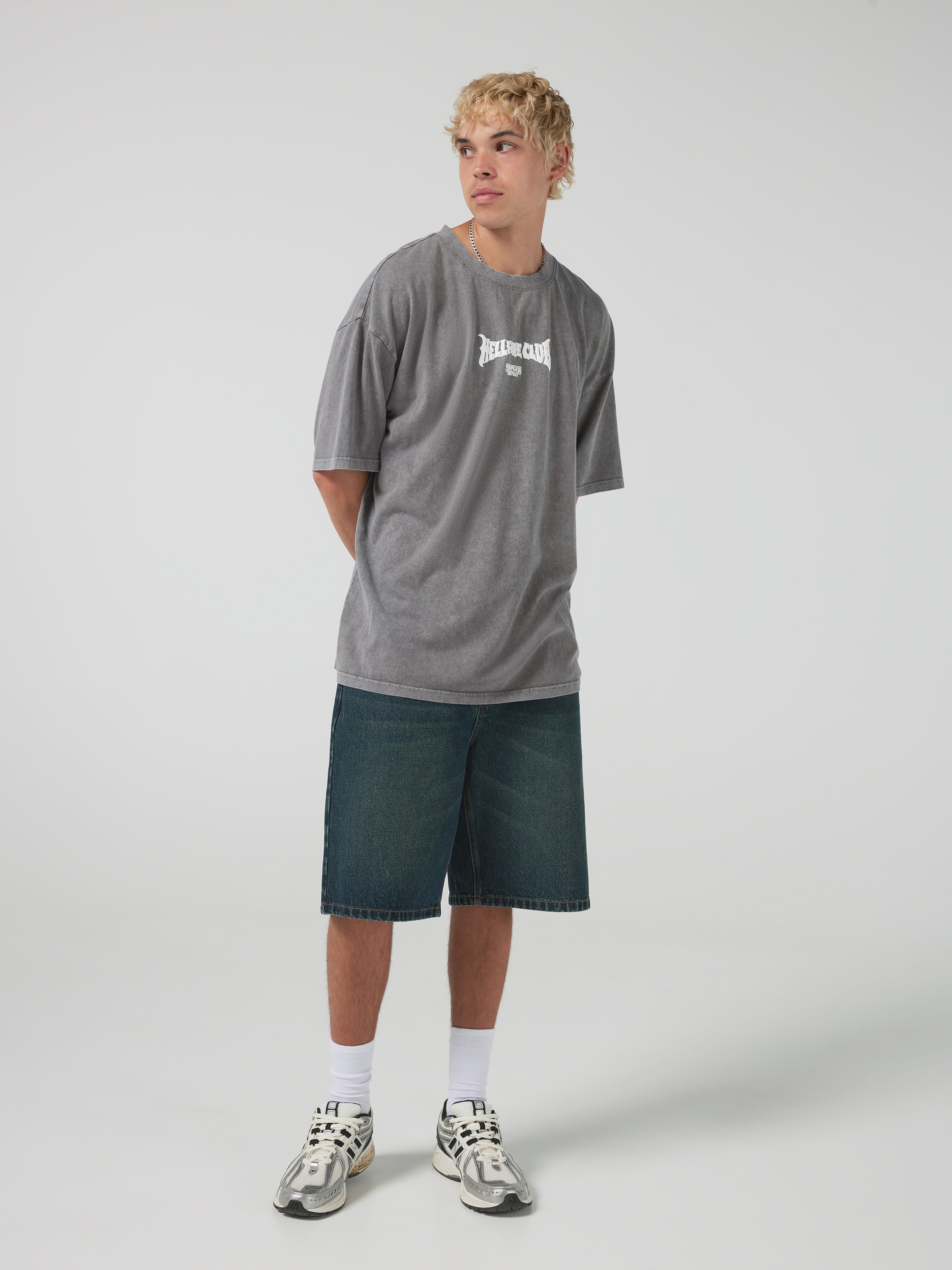 Stranger Things Hellfire Oversized Tee