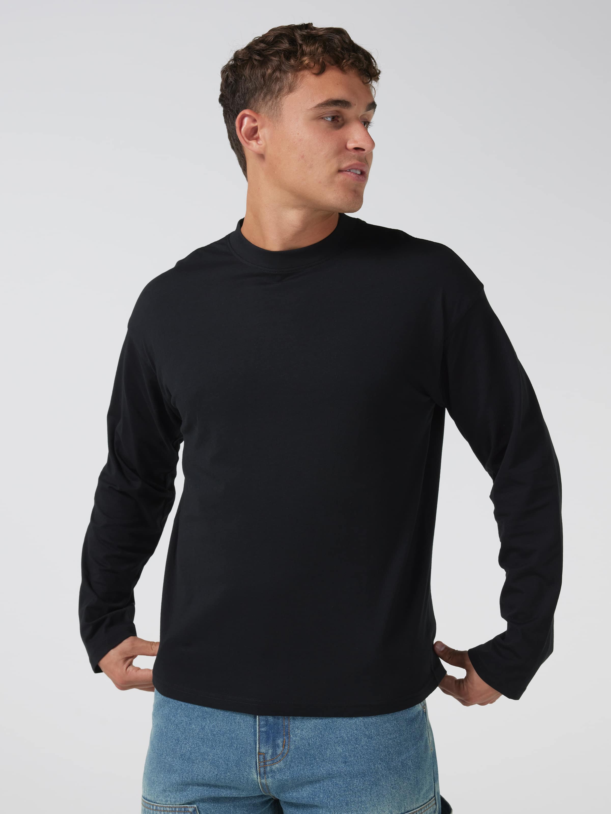Basic Long Sleeve Tee