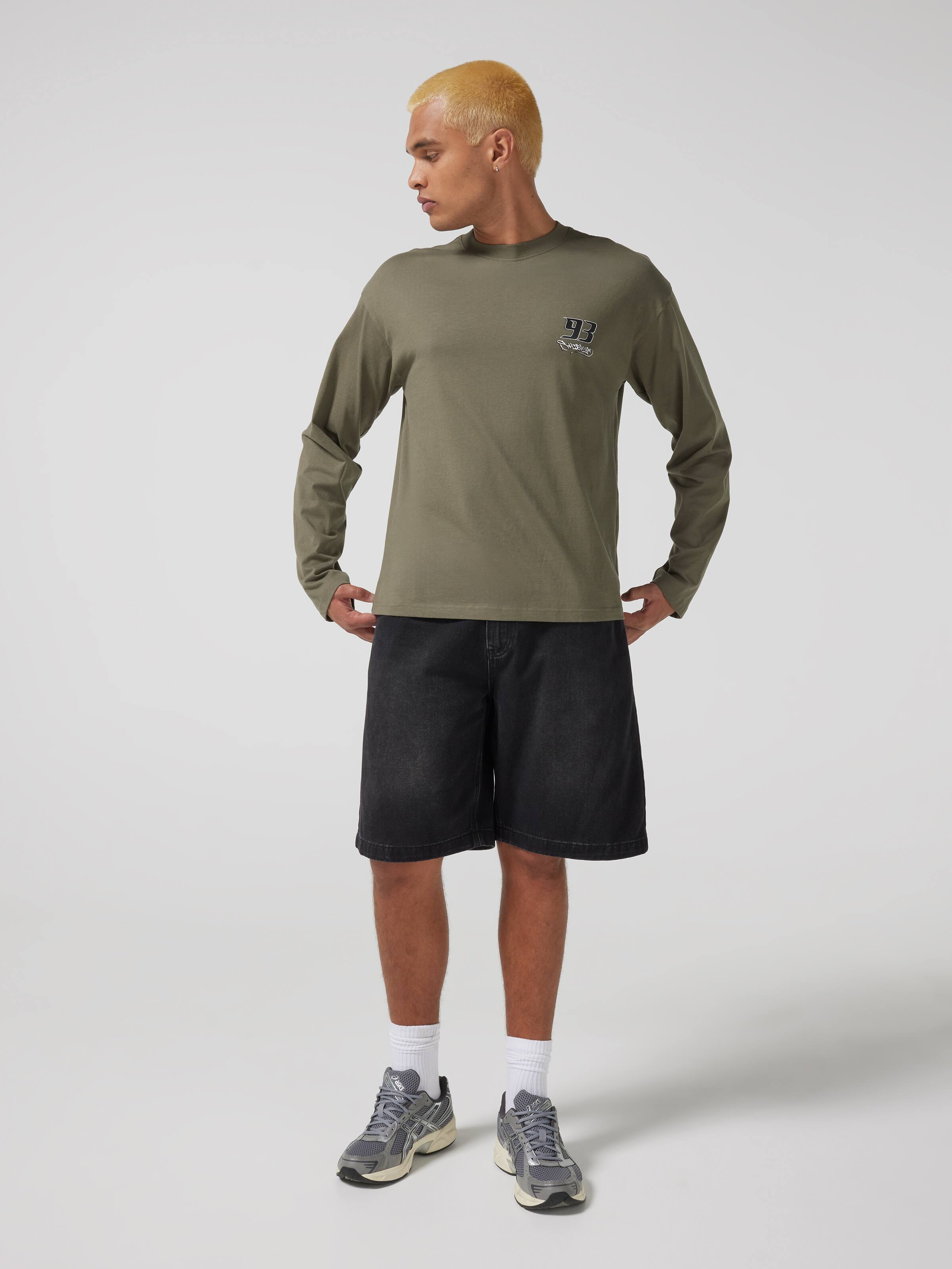 Urban Long Sleeve Tee