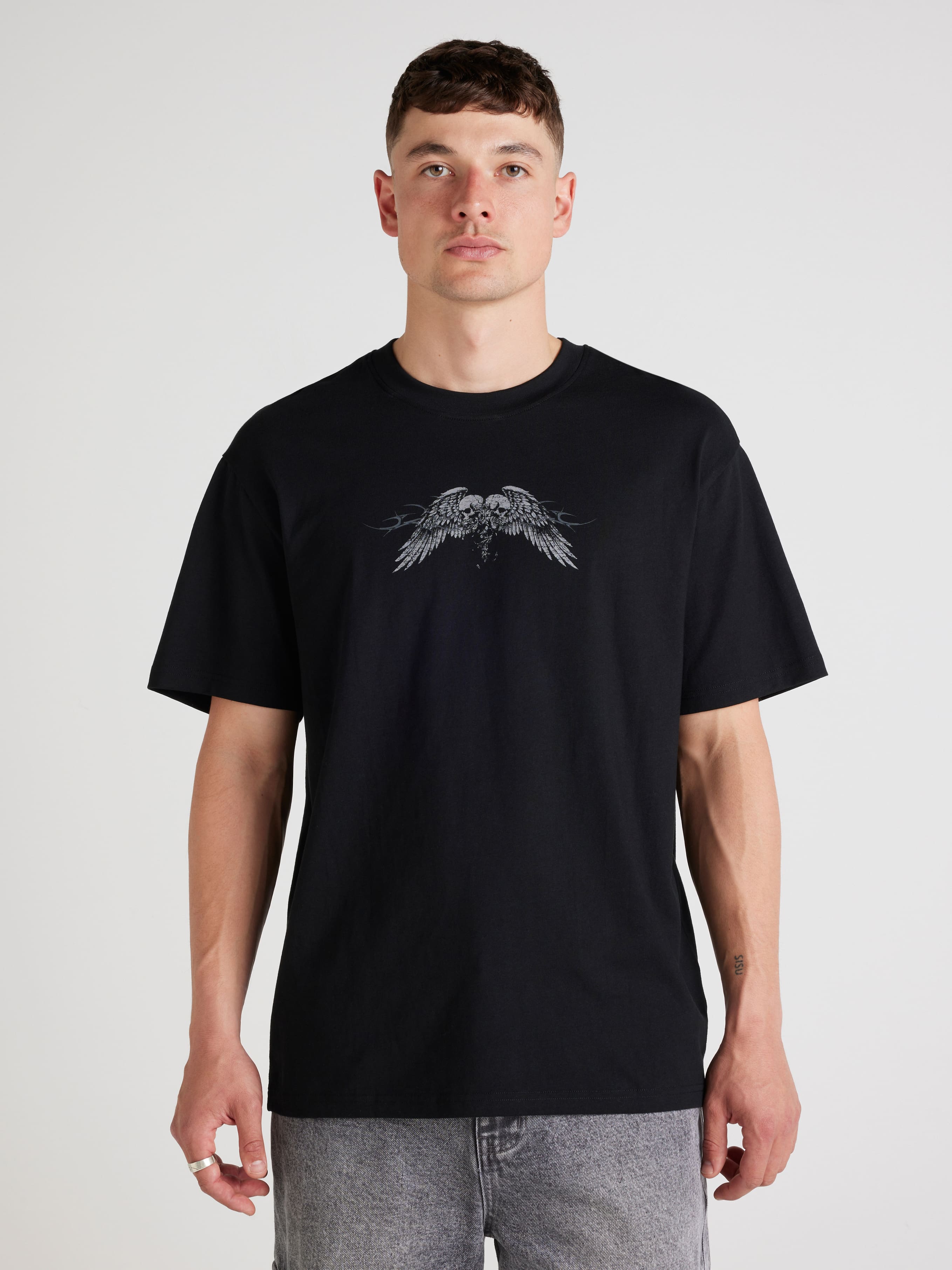 Trend Skull Relaxed Short Sleeve Tee