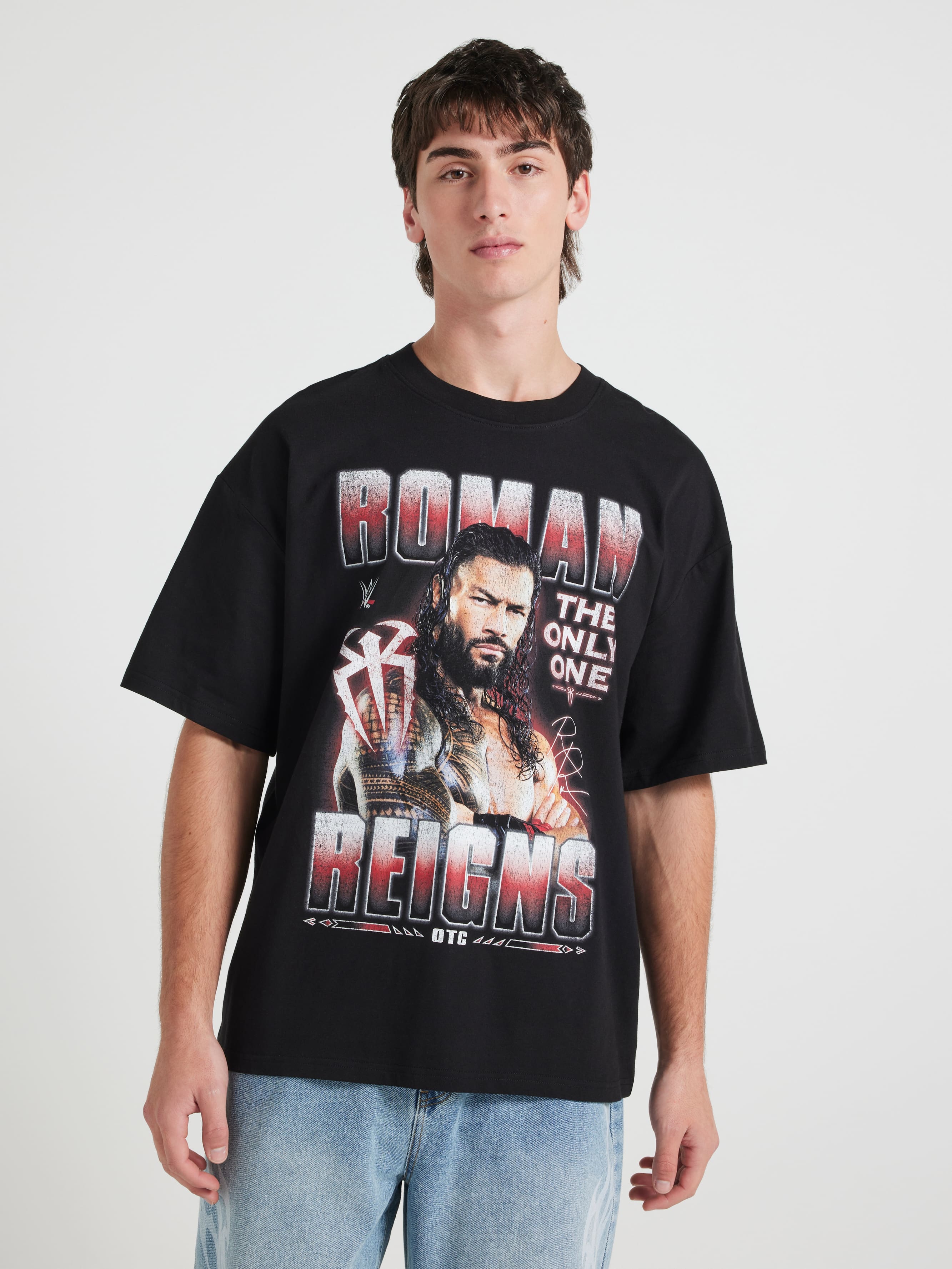 World Wrestling Entertainment Roman Reigns Oversized Tee
