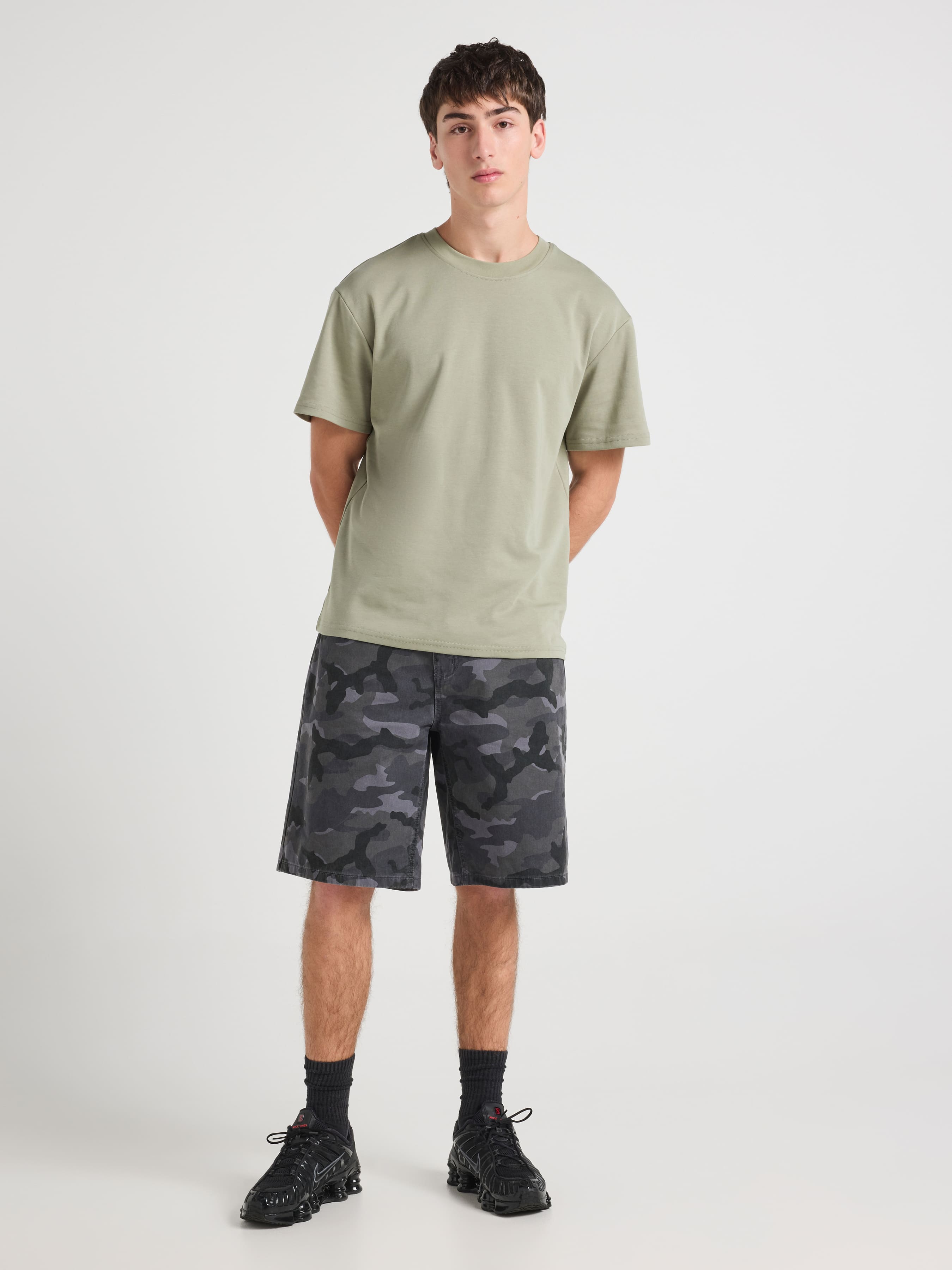 Essentials Relaxed Basic Tee