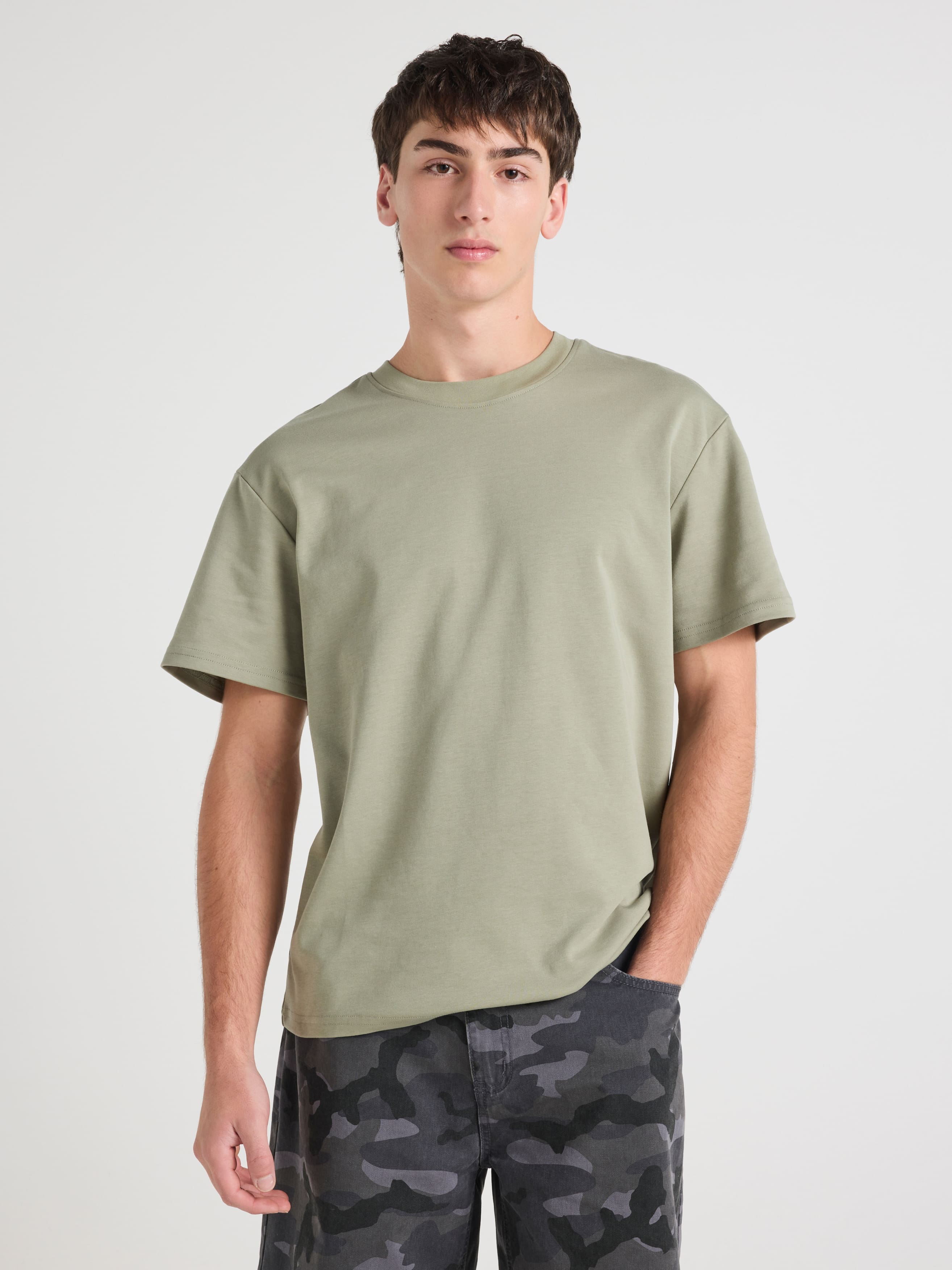 Essentials Relaxed Basic Tee
