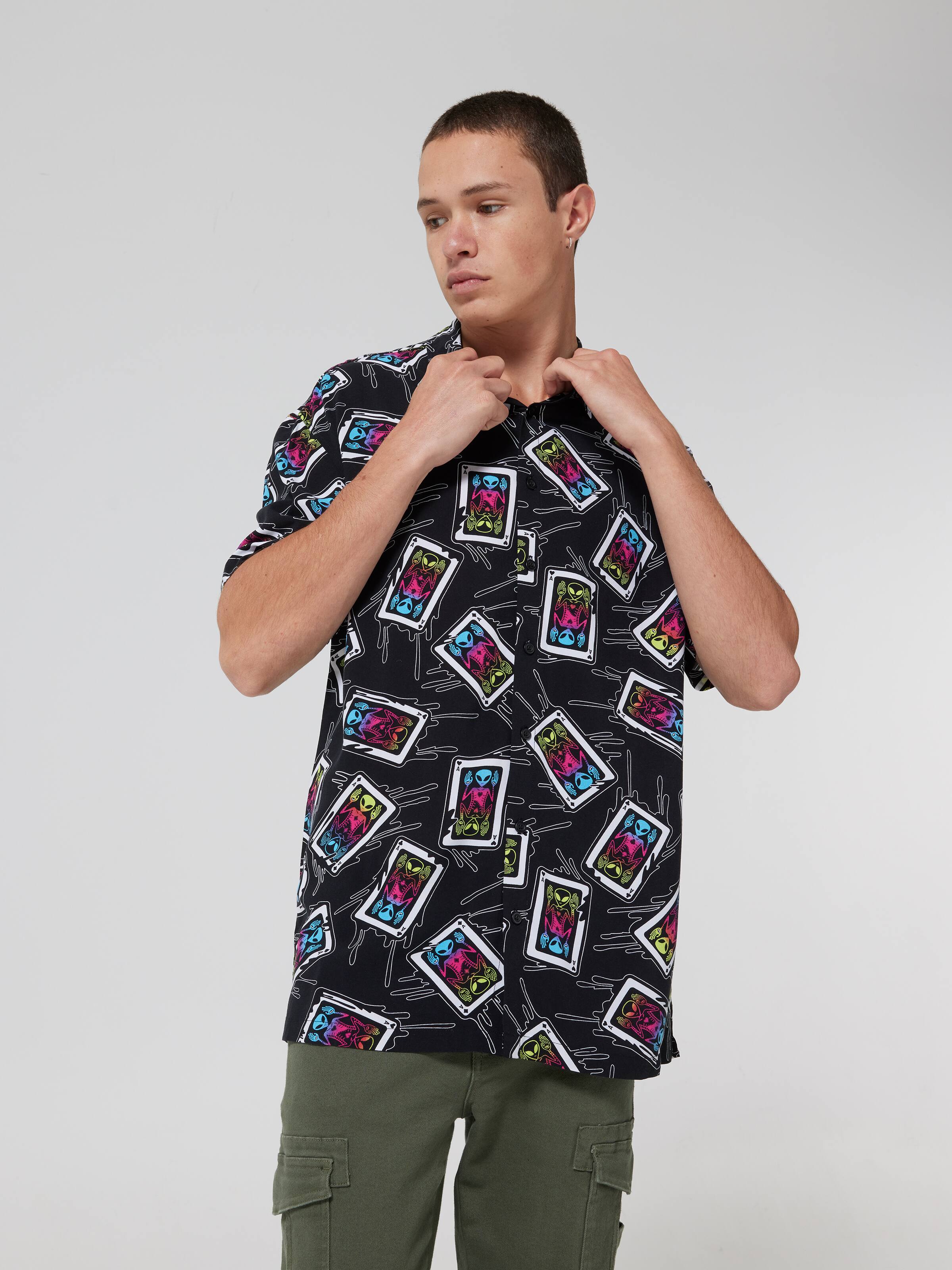 Trippy Alien Card Resort Shirt