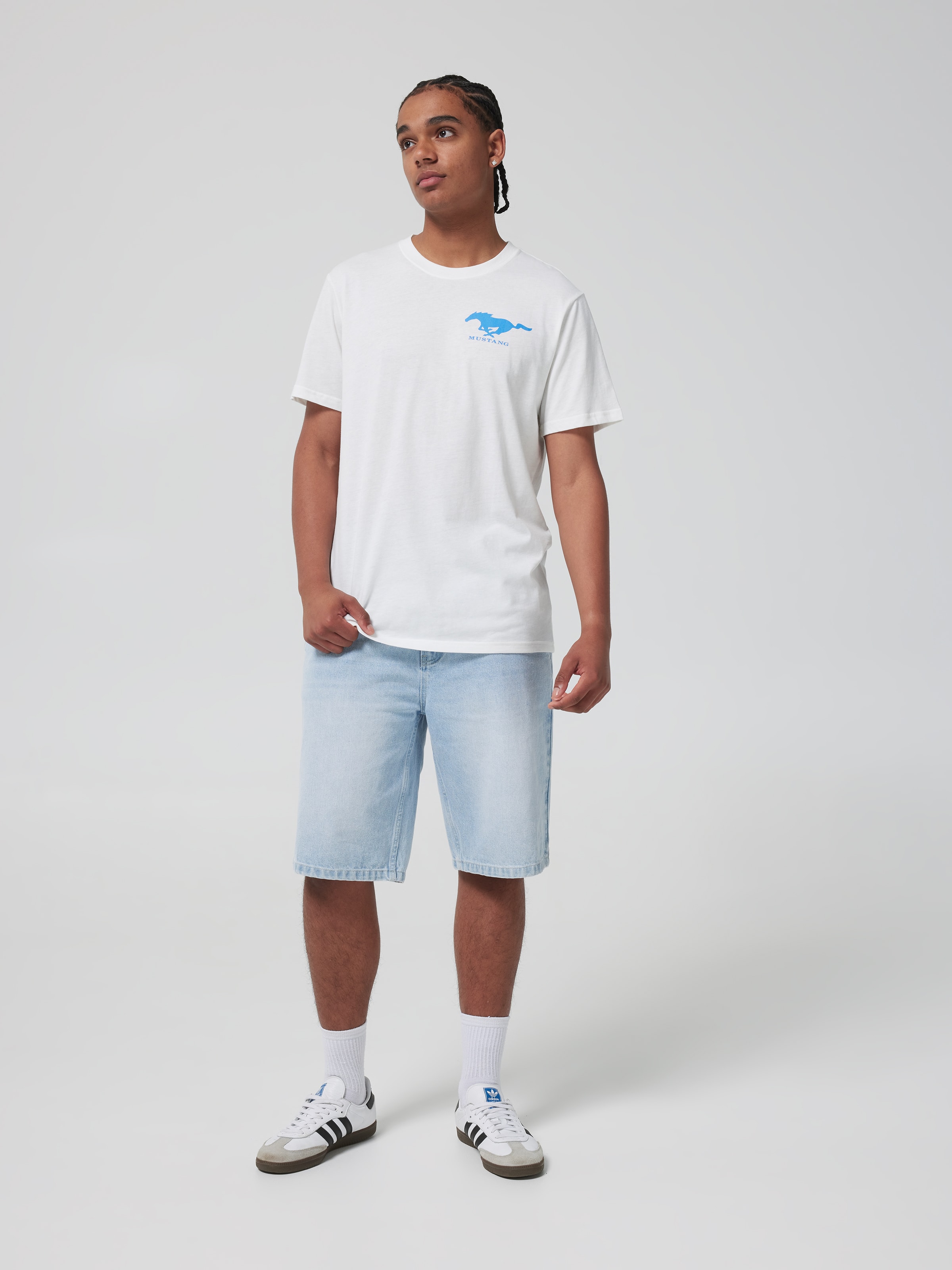 Vintage White Ford Short Sleeve Tee