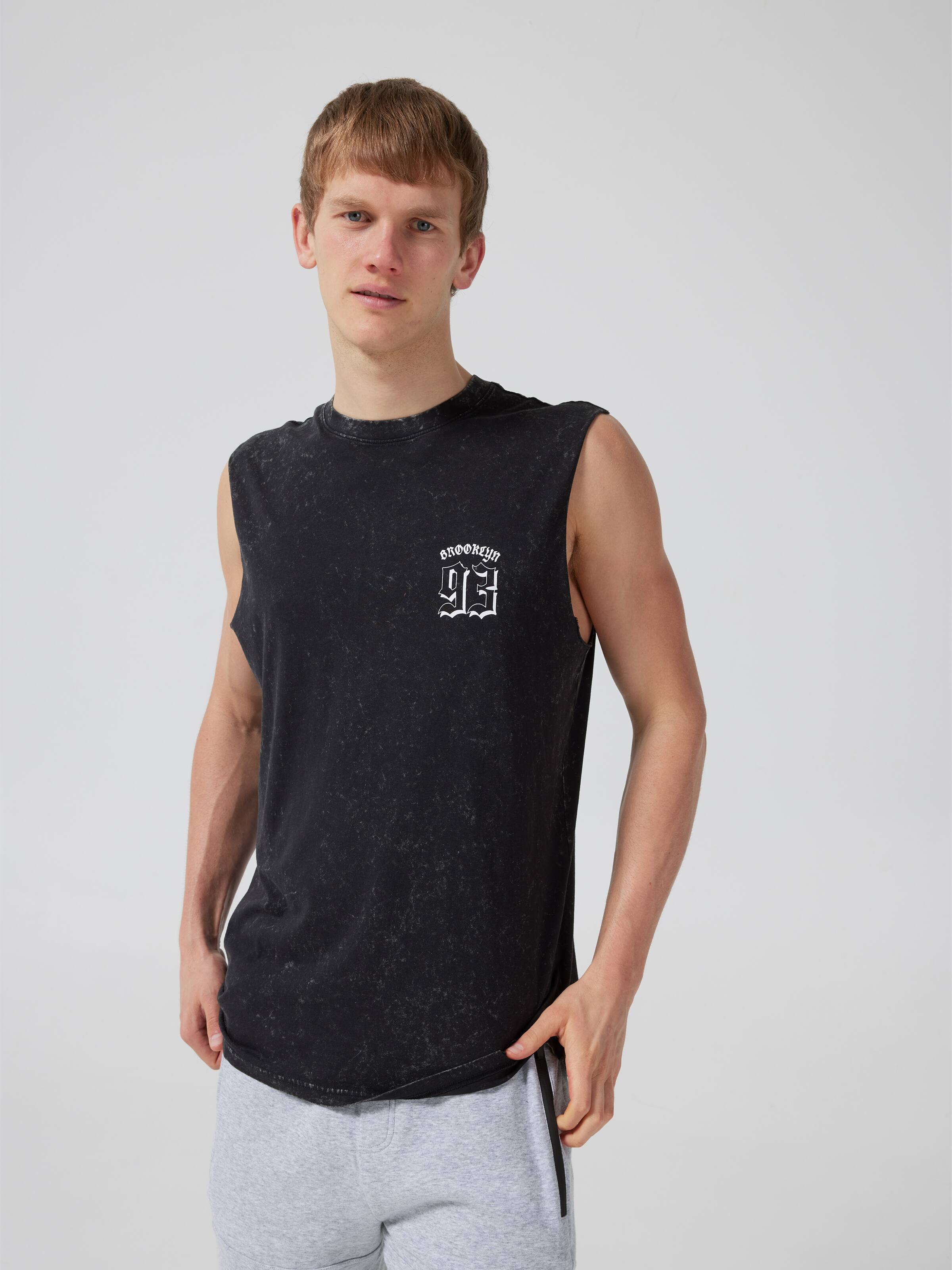 Brooklyn Muscle Tee