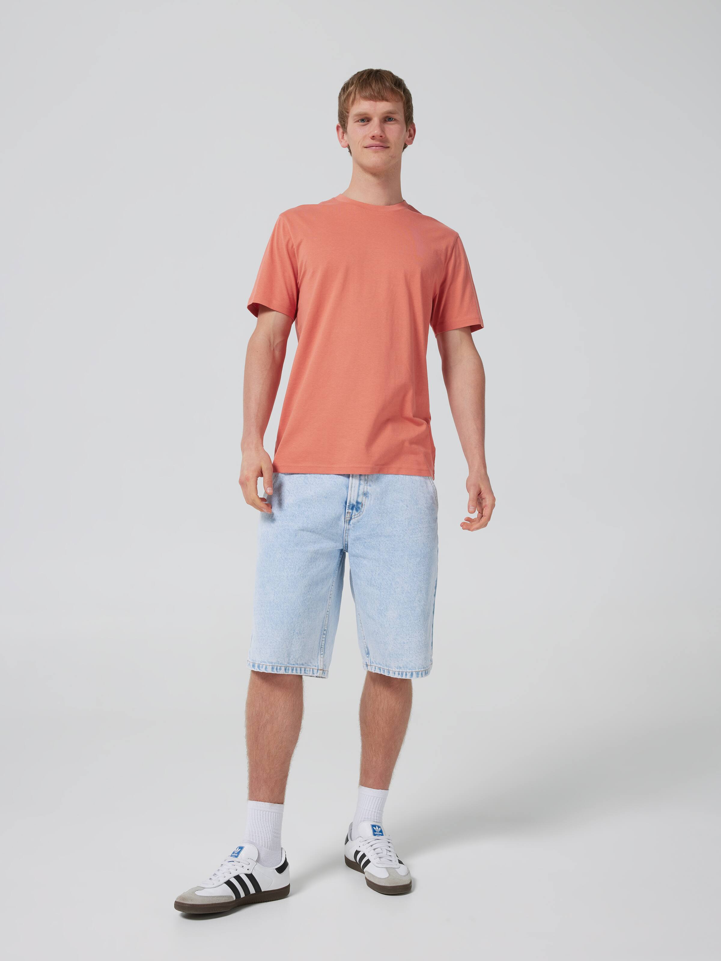 Premium Classic Basic Short Sleeve Tee