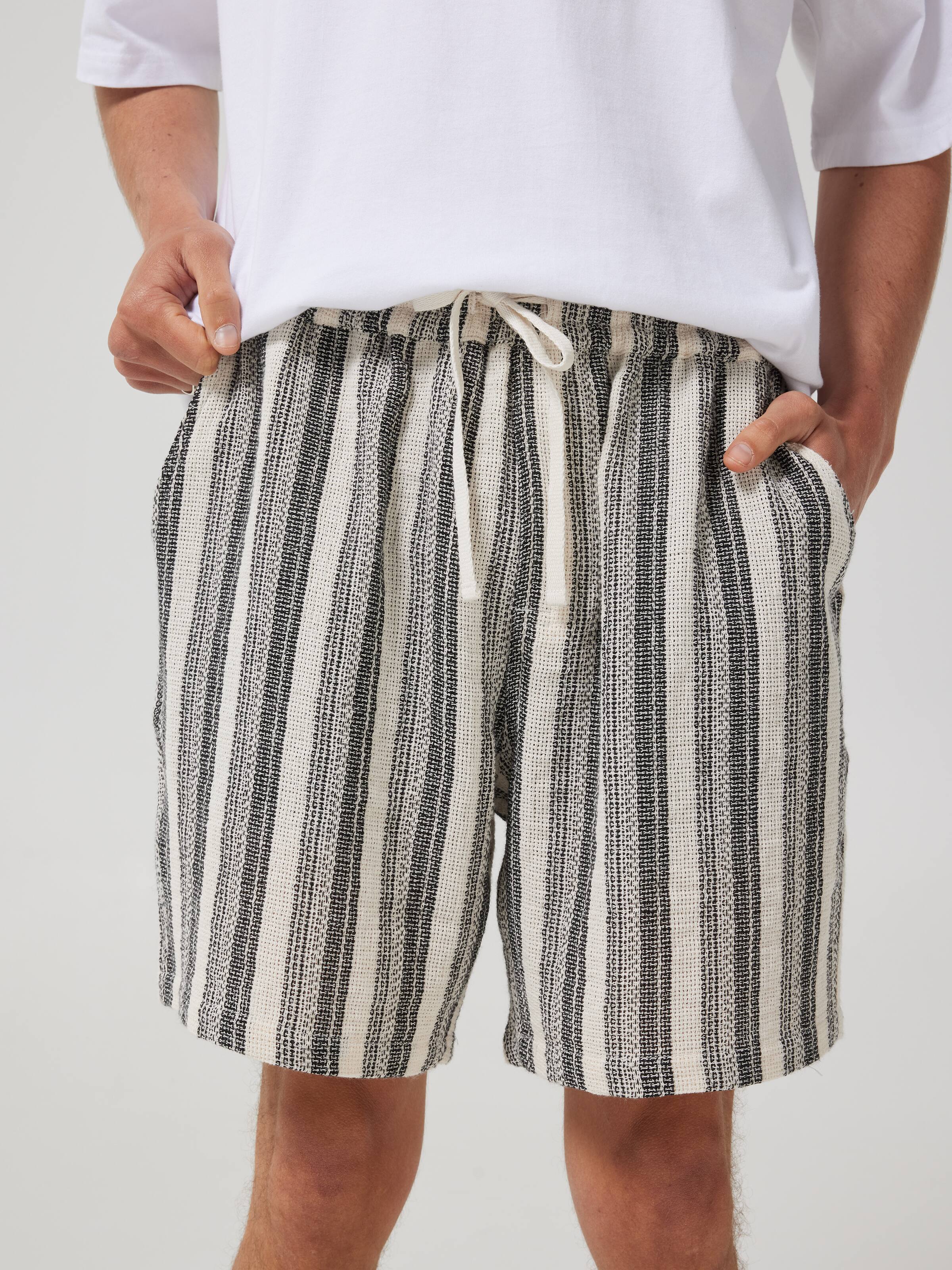 Byron Texture Everyday Short