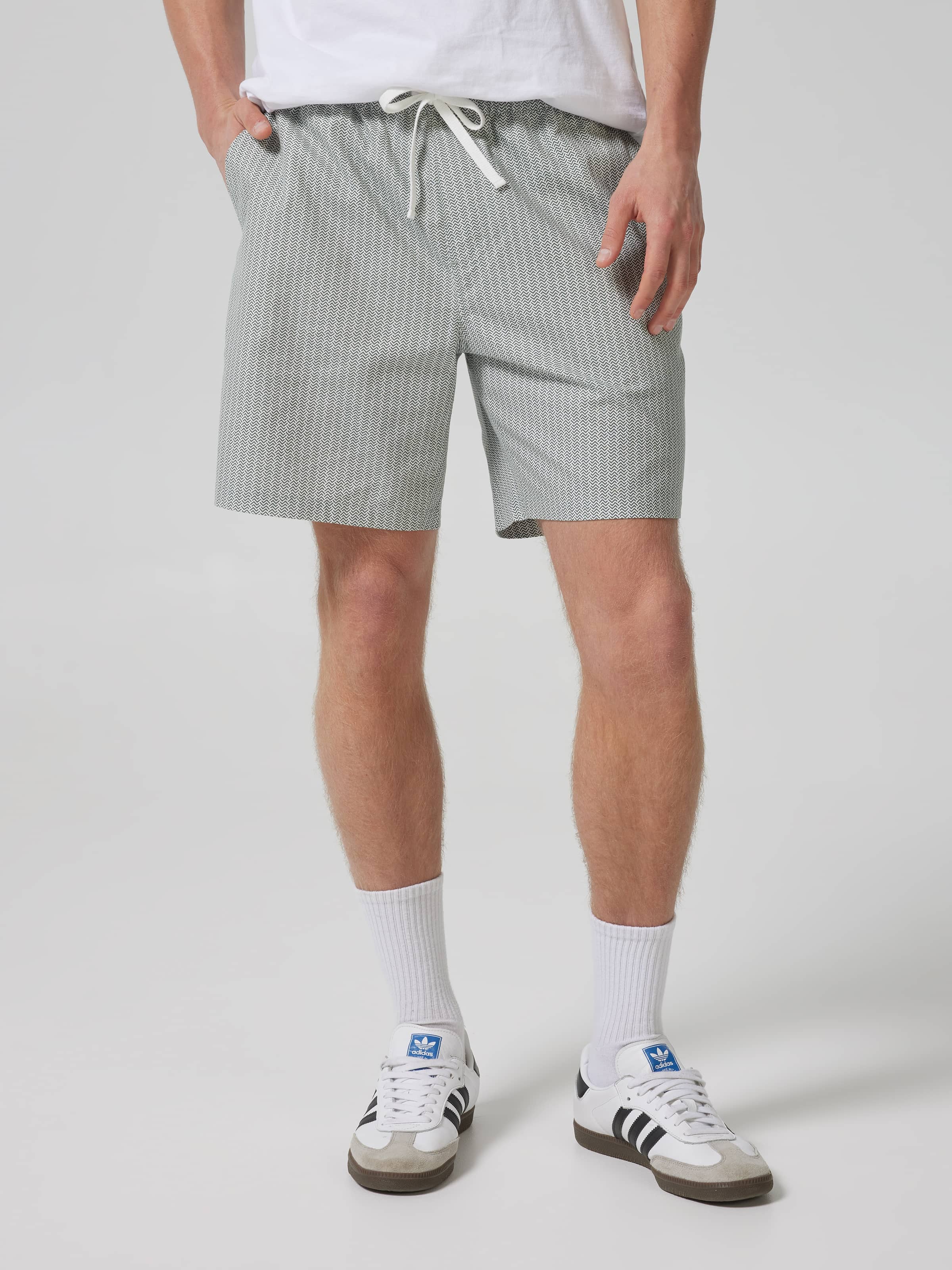 Byron Texture Everyday Short