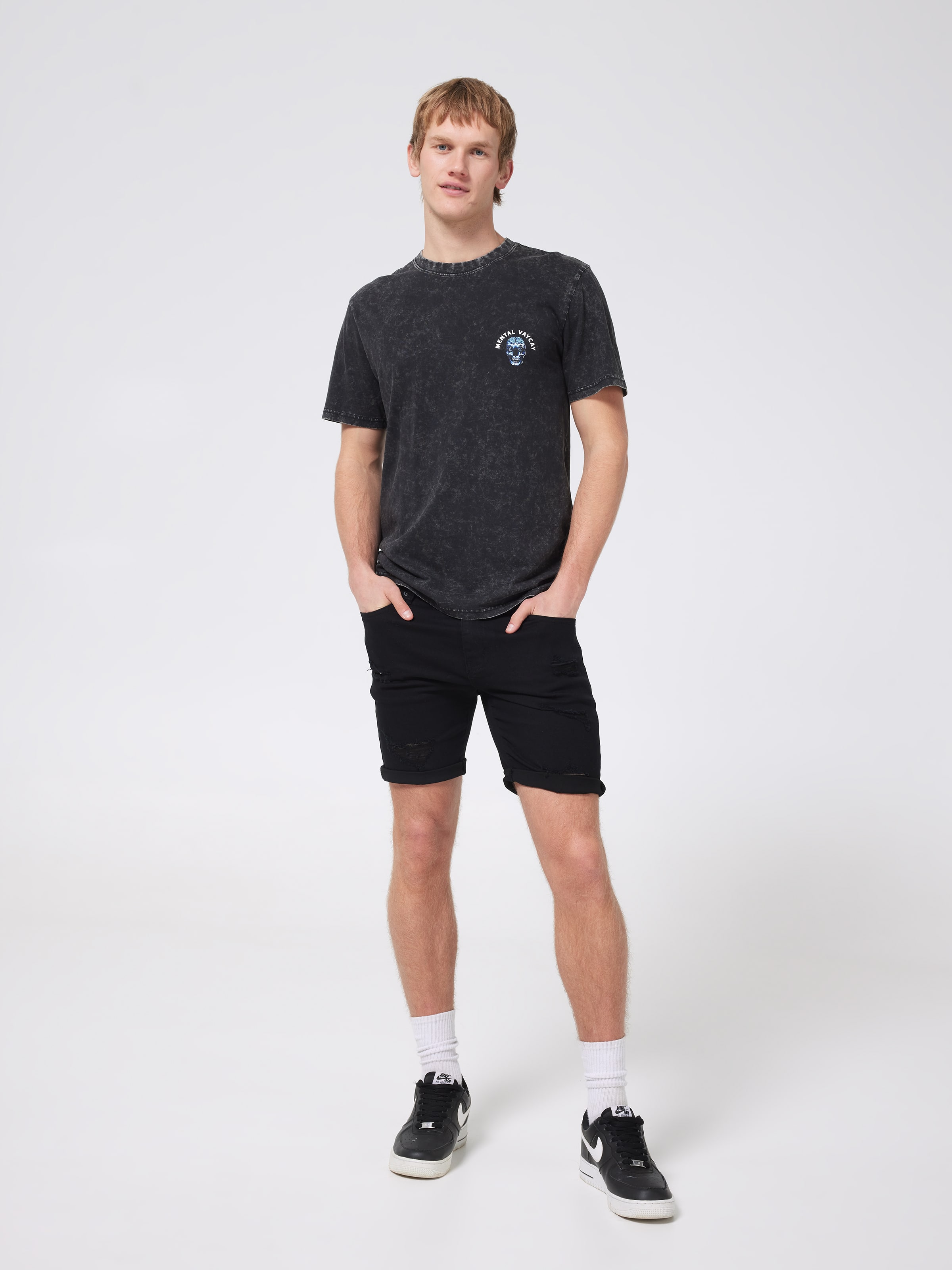 River Slim Ripped Low Fade