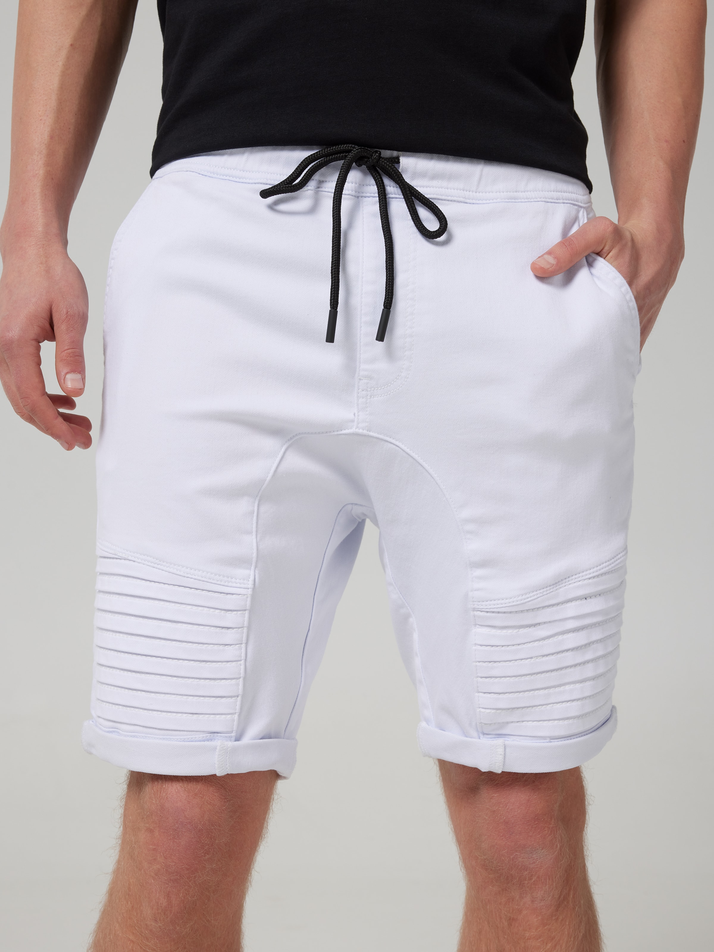 Flex It Jack Pintuck Short