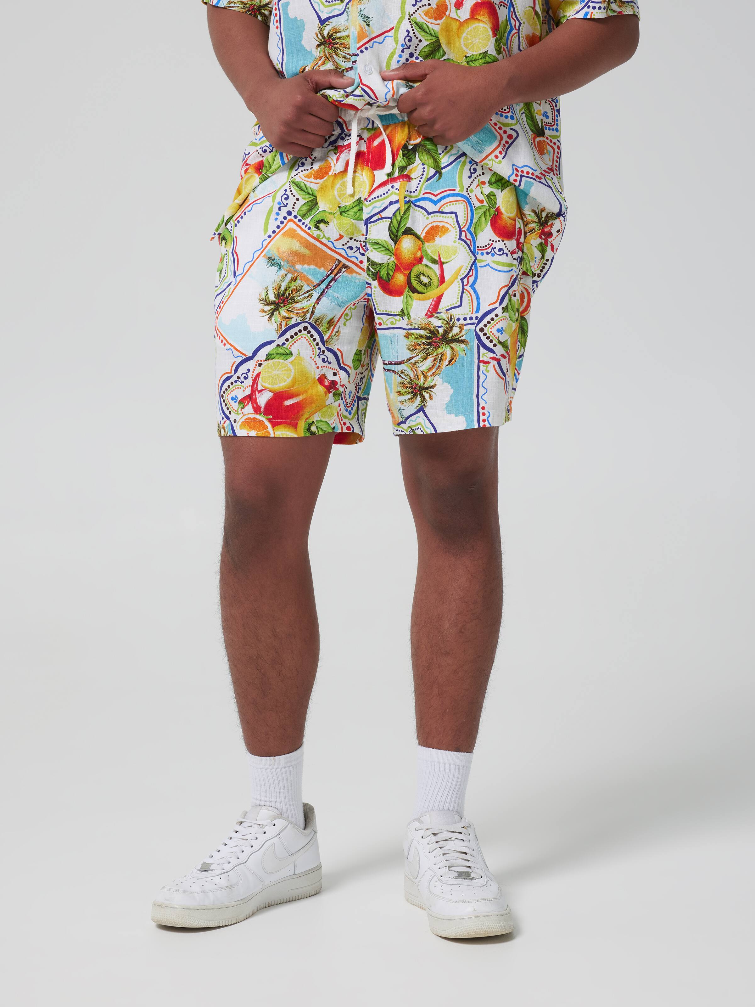 Byron Vacay Print Short